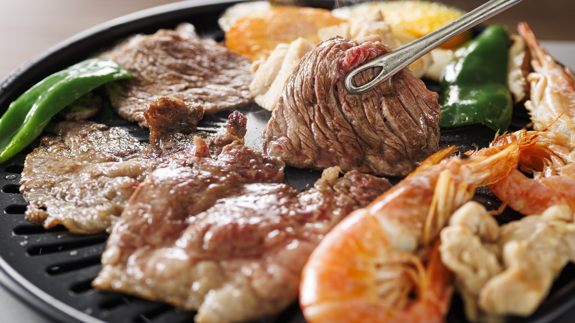 【最上級グレードコテージに無料UP！】飲み放題付しゃぶしゃぶ/BBQビュッフェ｜リブランド記念プラン
