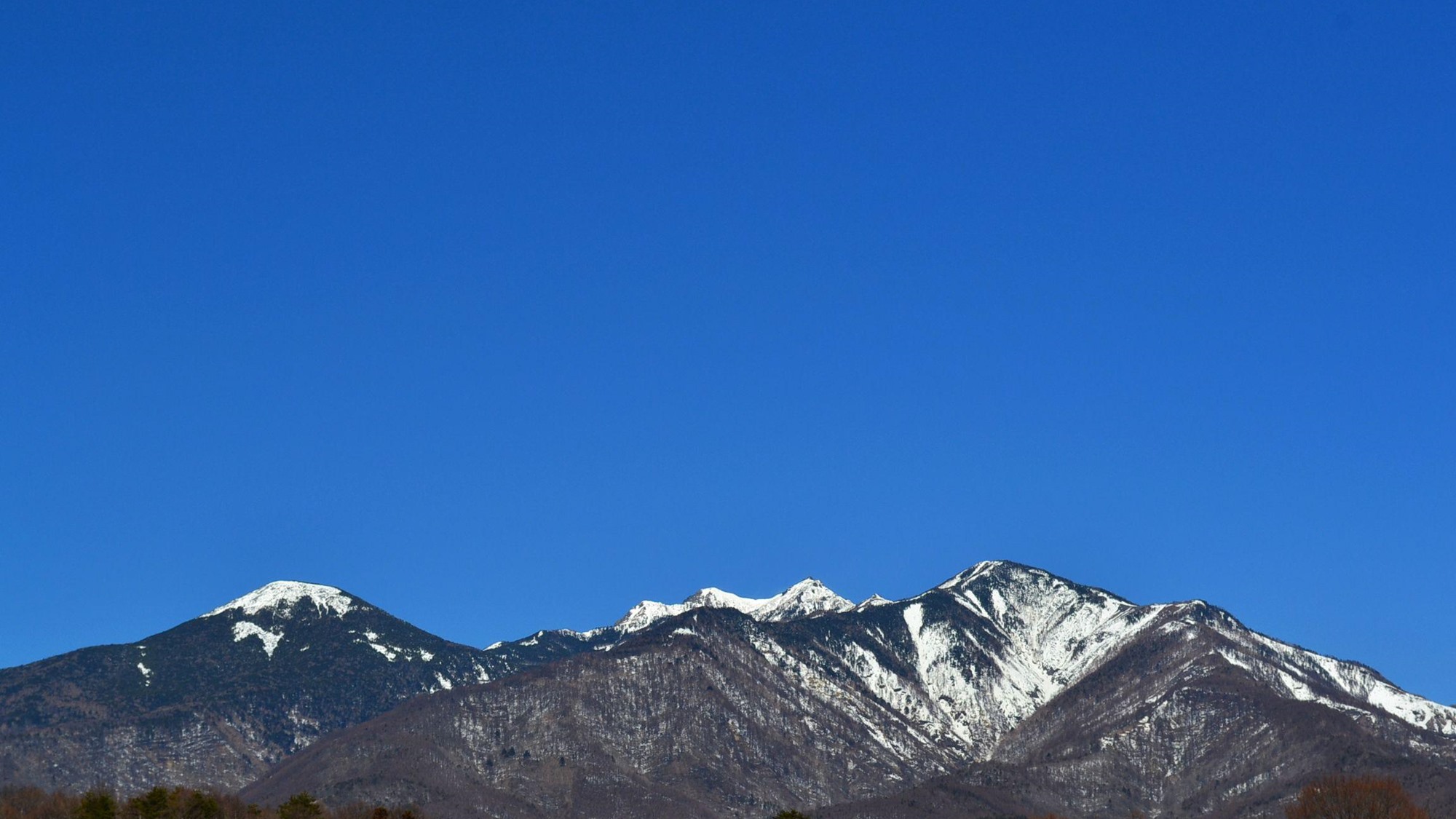 【冬】八ヶ岳ブルーが広がります