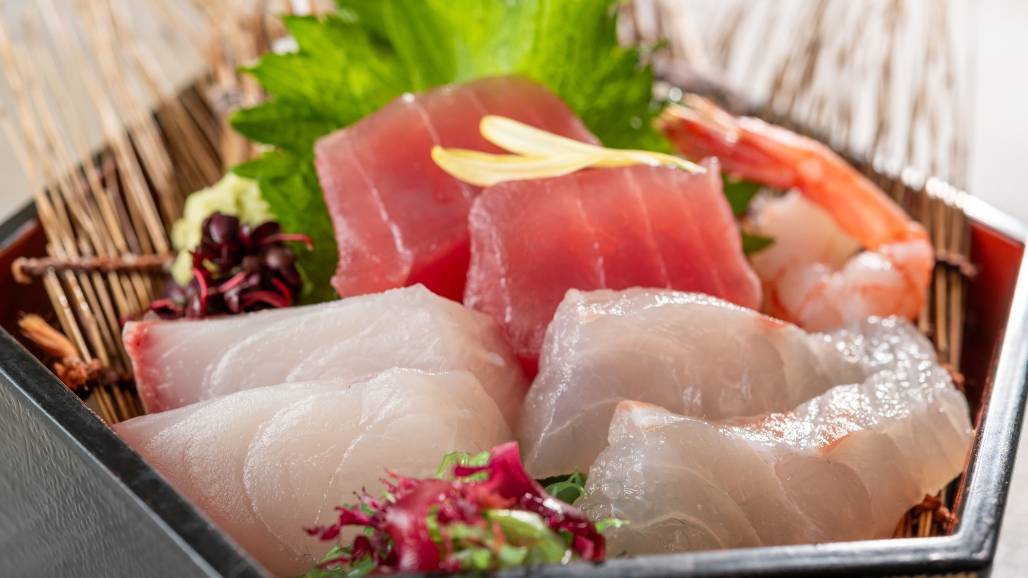 【ペット可】【スタンダード会席】伊豆の自慢する魚介をお造りや揚げ物で味わう