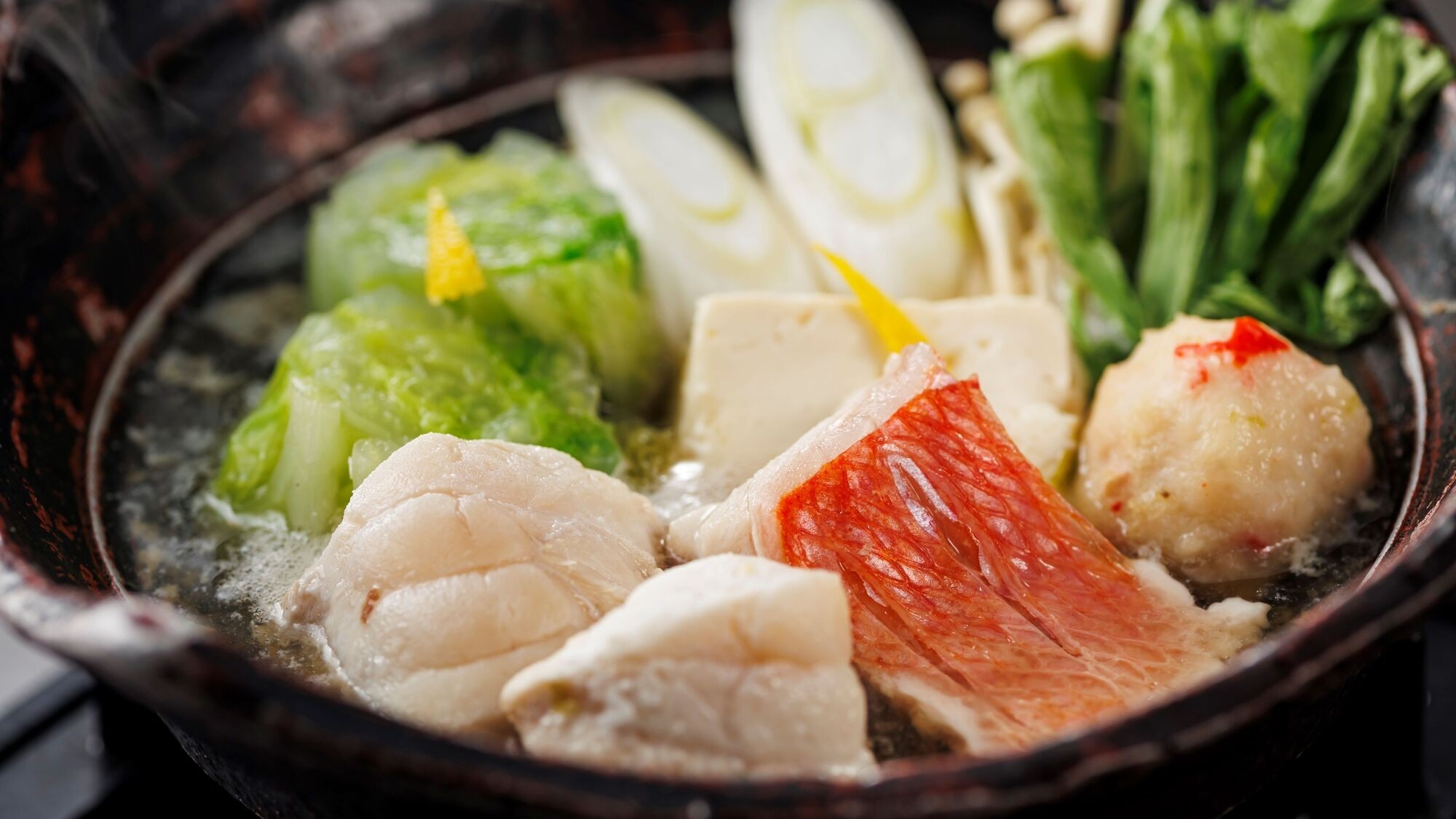 【ペット可】【特選「会席」プラン】国産牛、伊勢海老、相模湾の新鮮魚介のお造りを味わう