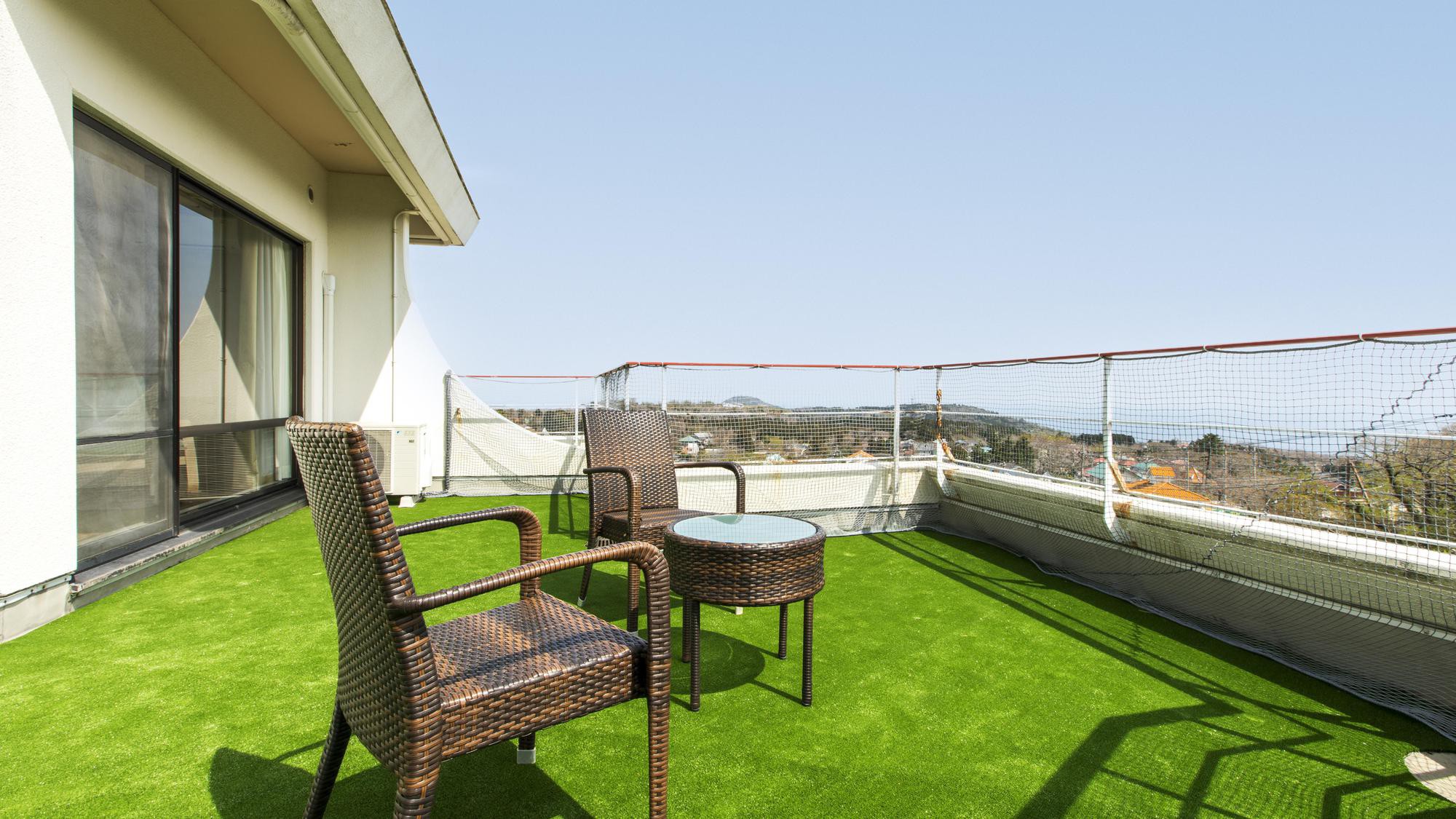 【テラス付】スタンダードトリプル