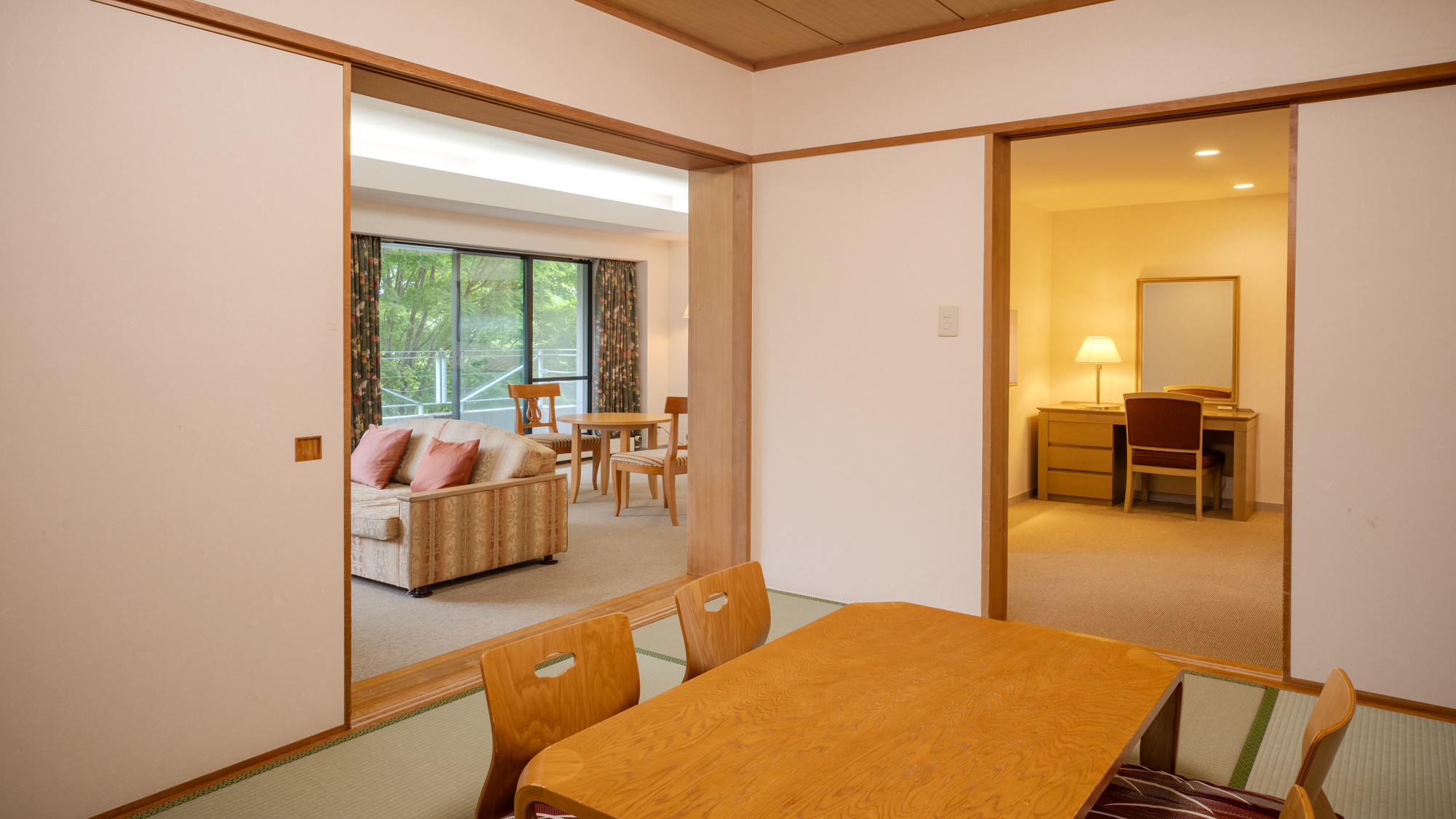 デラックス和洋室