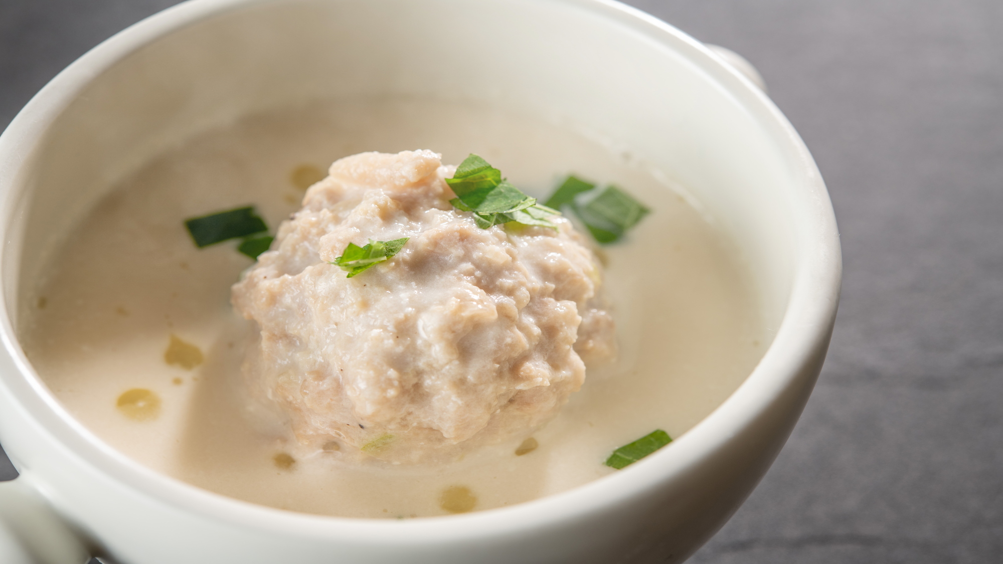 【味覚会席】地鶏だんご 里芋と蕪のすり流し