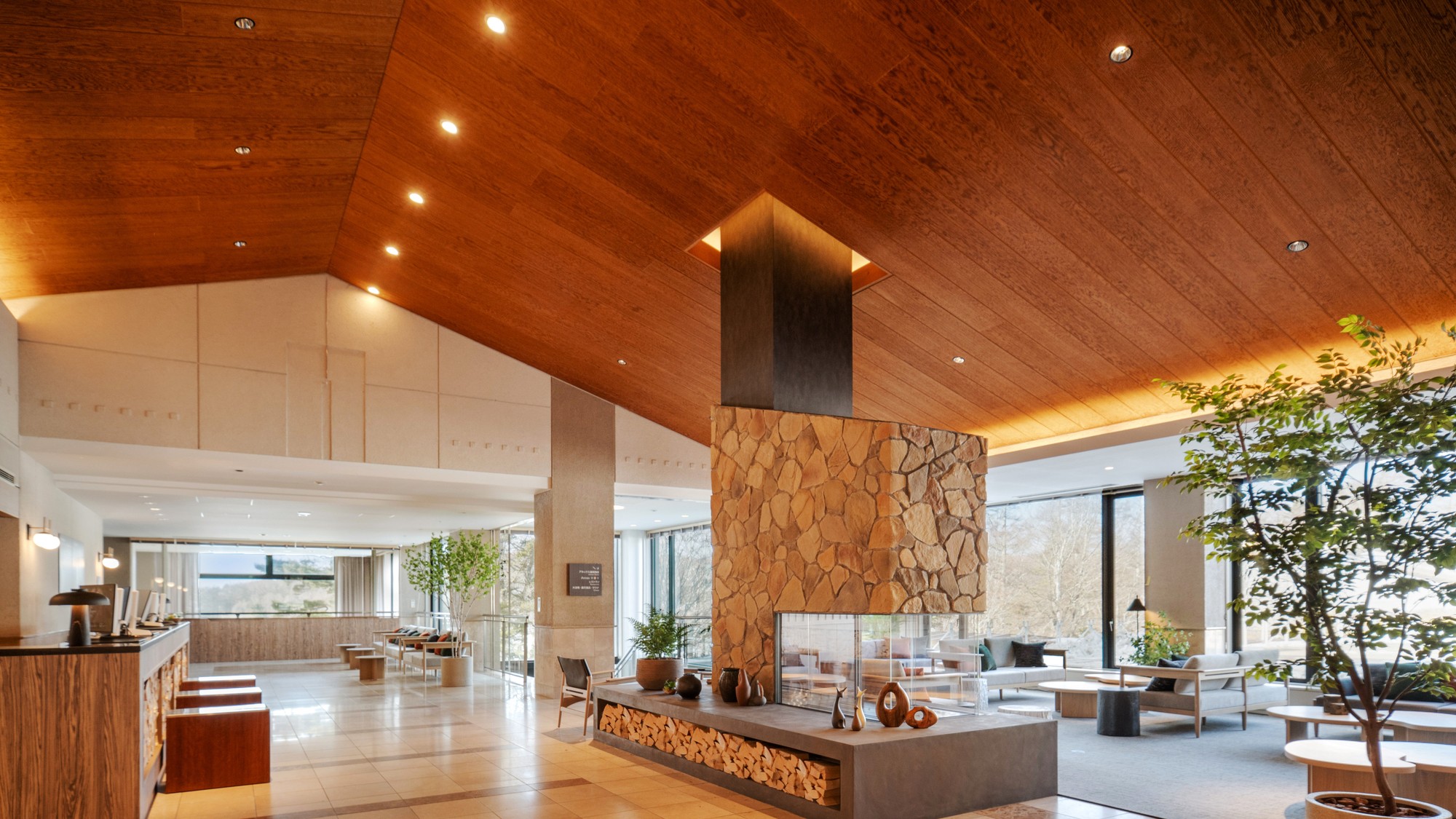 【リニューアル】ホテル棟フロント