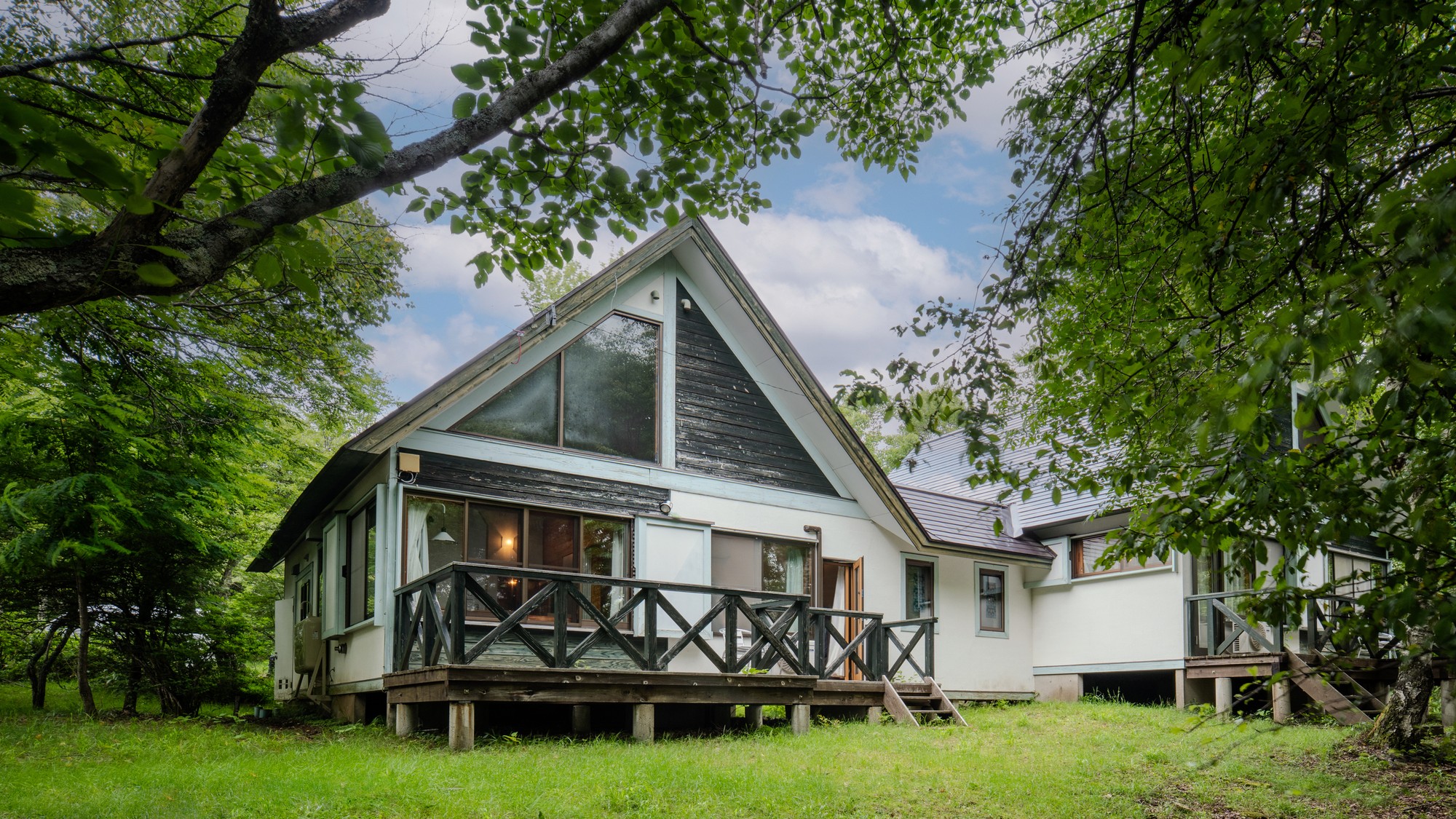 【テラス付連棟コテージ】