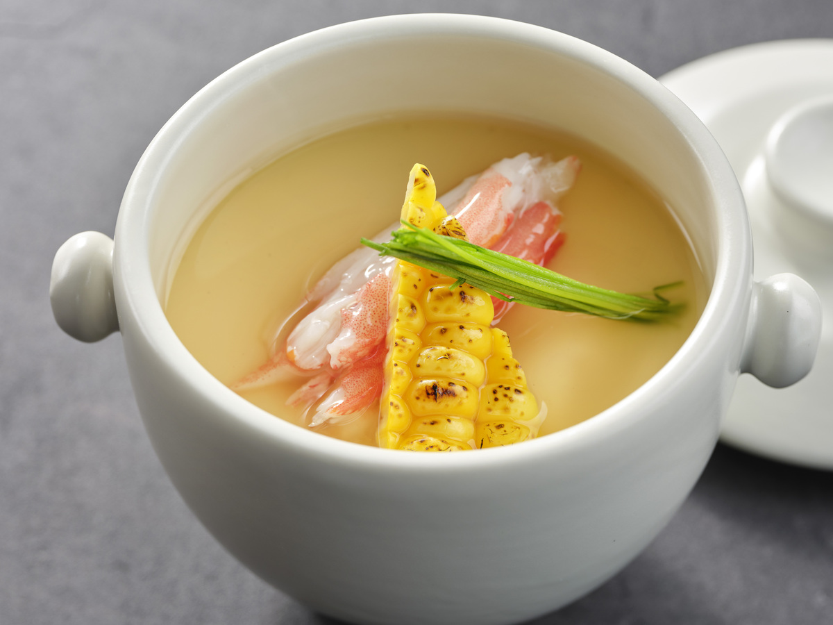 【ホテル棟レストラン/夕食会席共通(2026夏)】玉蜀黍冷製茶碗蒸し