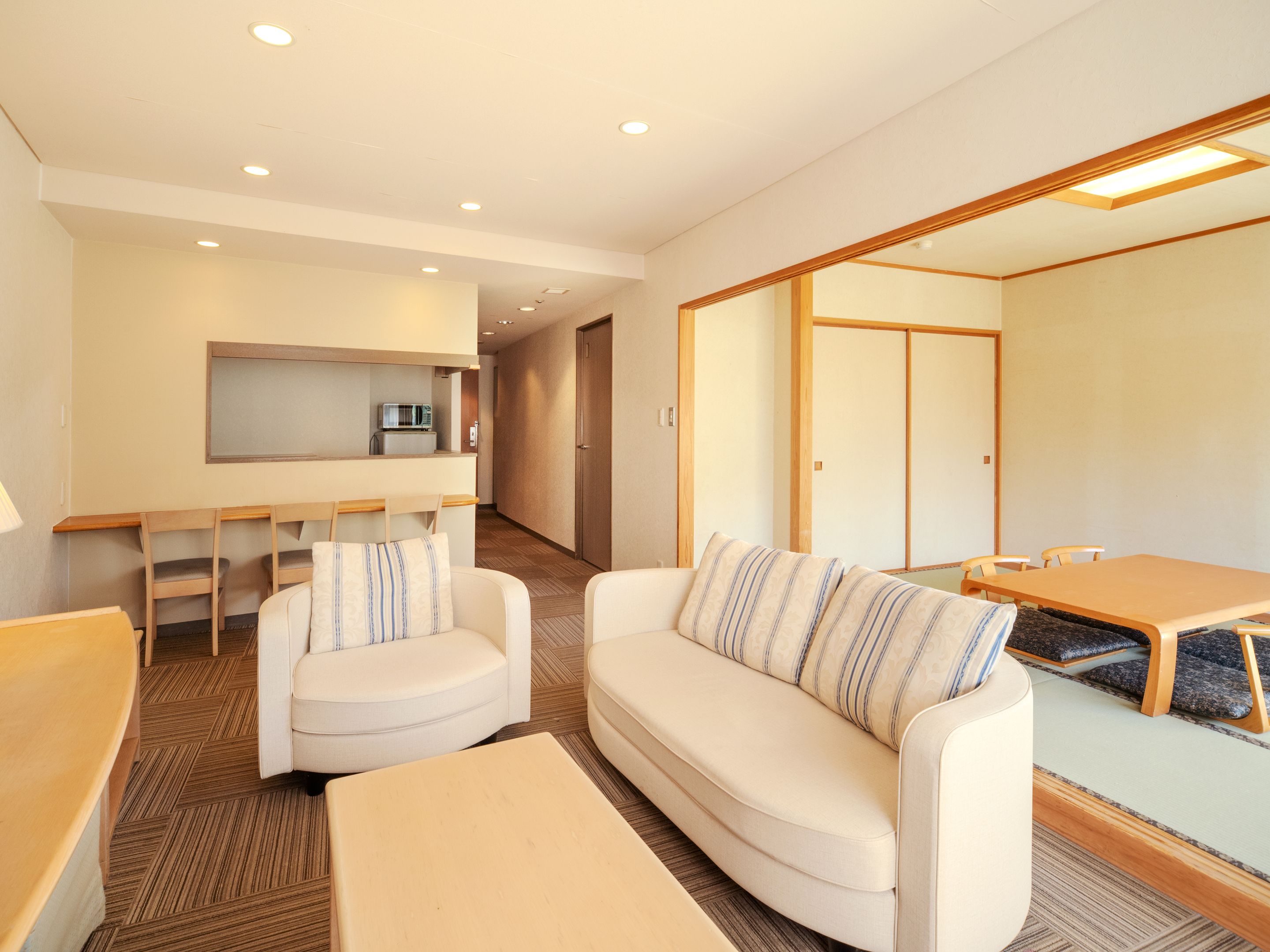 【スタンダード和洋室（キッチン付）】