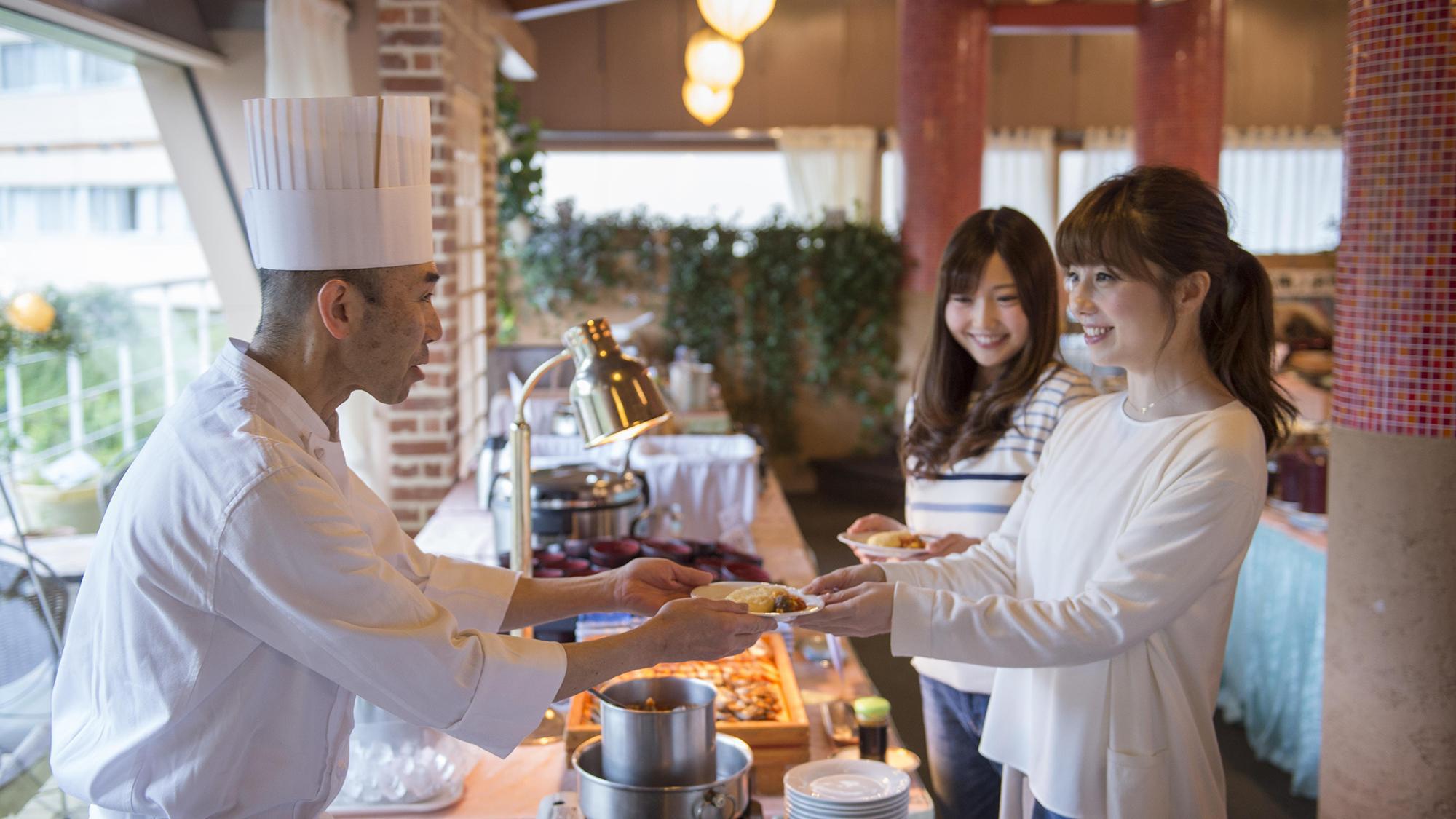 【温泉付きコテージ】≪朝食のみ≫北アルプス眺望レストランで美味しい朝食を