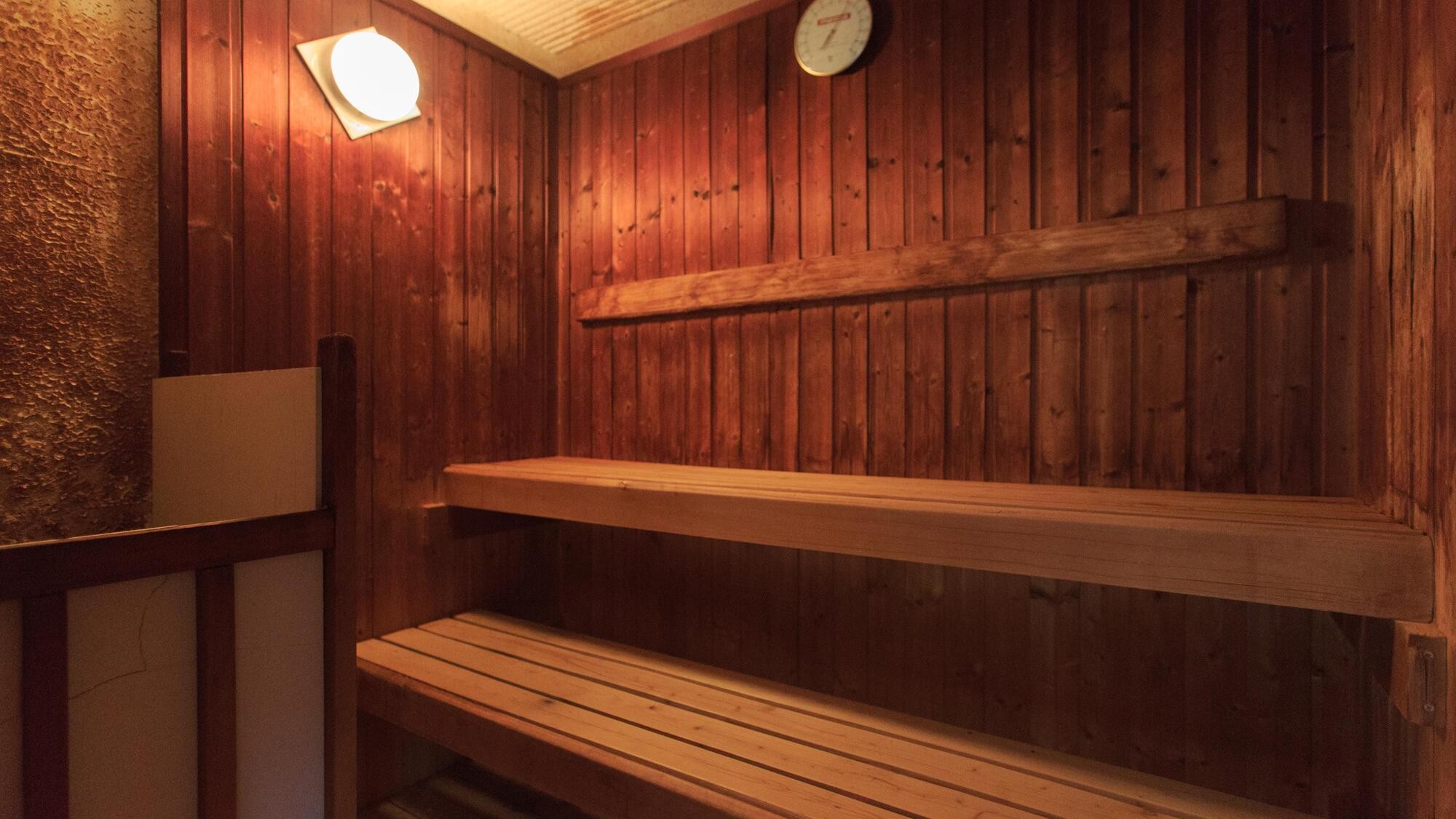 【ホテル棟大浴場】ドライサウナ