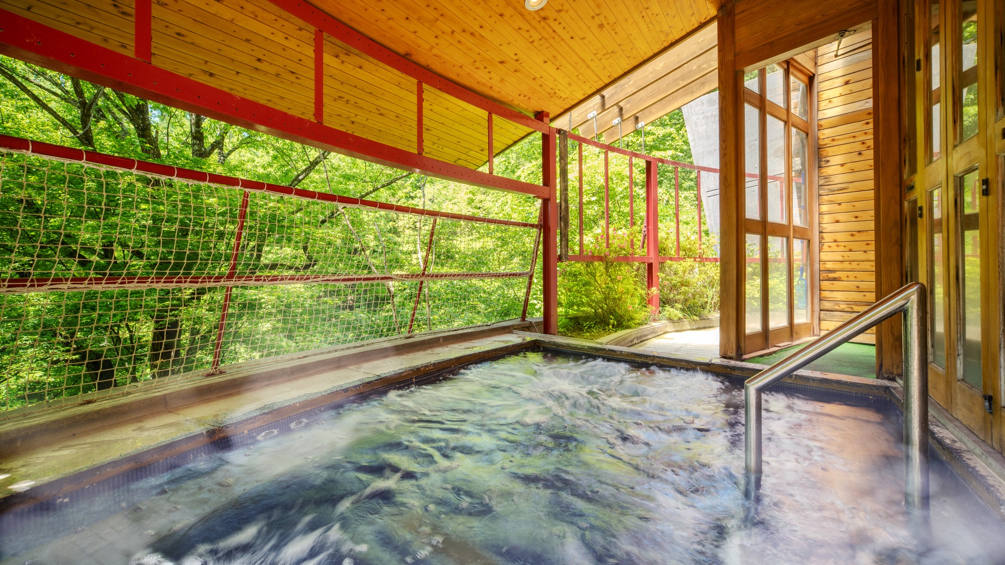 【ホテル棟大浴場】露天風呂（ジャグジーバス）