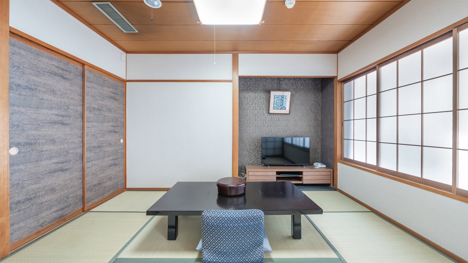 【当館人気】◇ゆったり素泊♪和洋室プラン徳島観光に最適〜大浴場完備〜