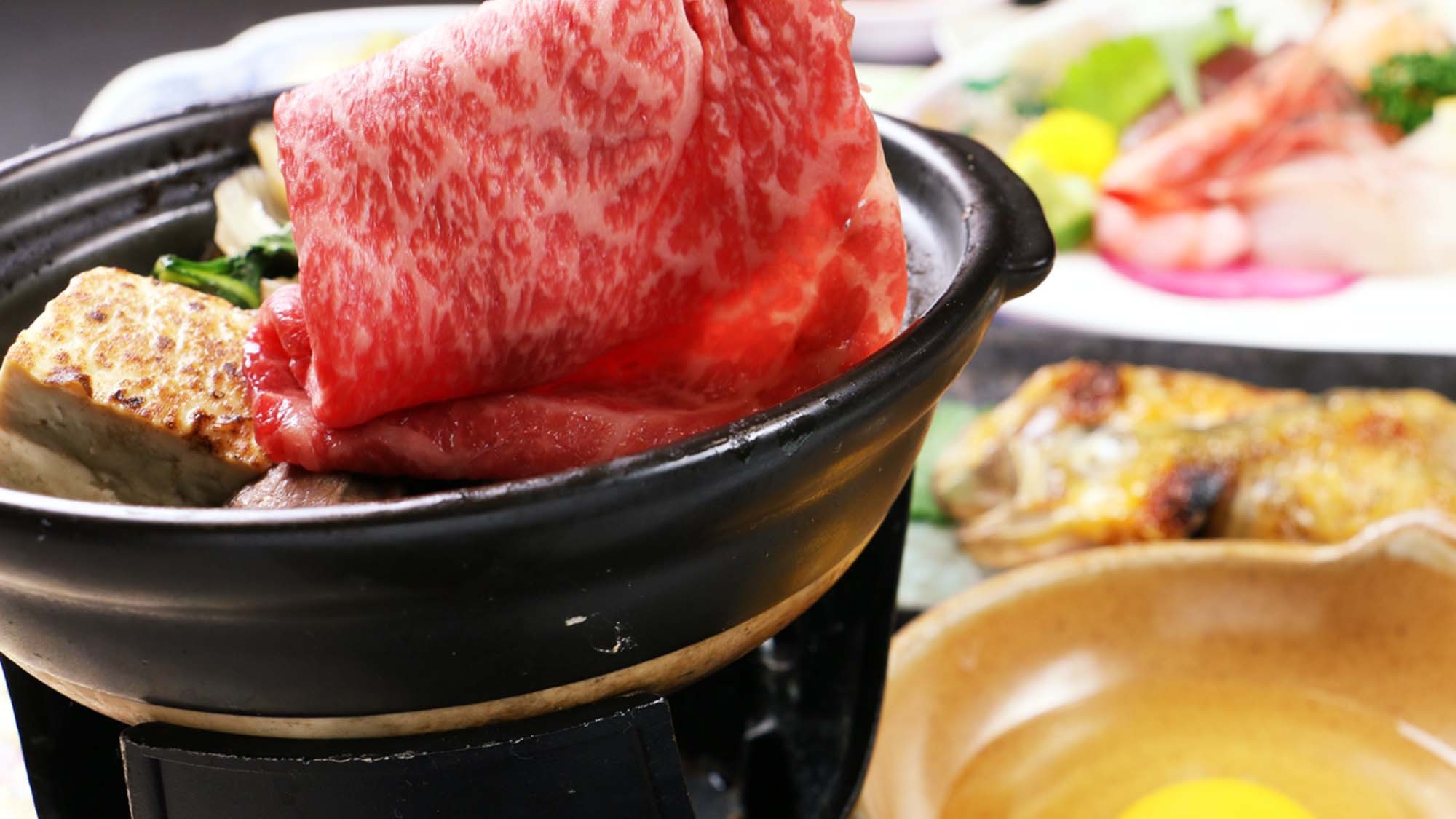 〜冬季限定〜国産和牛すき焼き ◆ボリュームたっぷり大満足！『特典付』［お食事はお部屋または個室で］