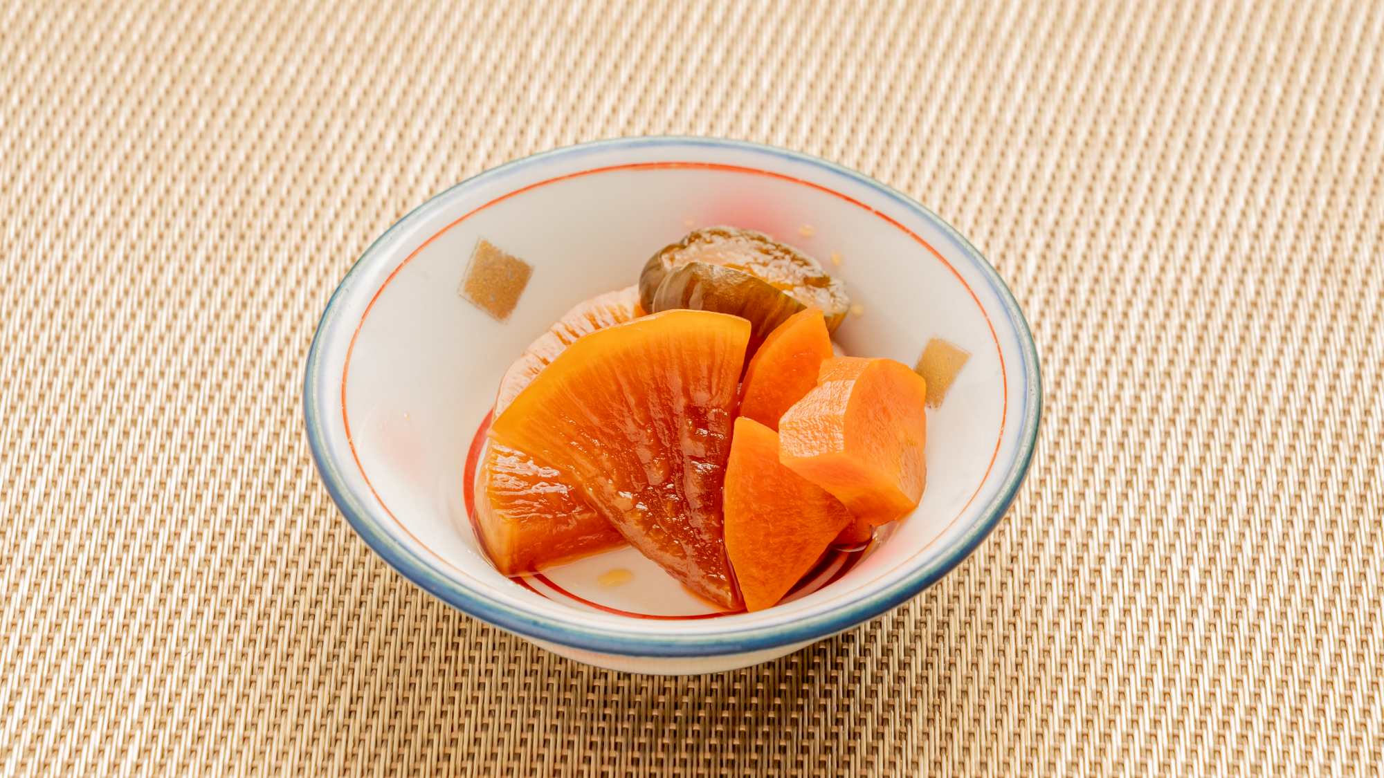 *【夕食一例（漬物）】ご飯が進むアクセントの一品です。