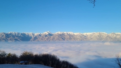 【安曇野絶景ツアー／朝食付】早起きした人だけの長峰山山頂からの眺望＆淹れたて珈琲付き