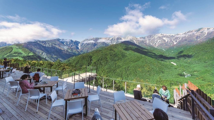 *HAKUBA MOUNTAIN HARBOR 白馬三山が望める開放感あふれる絶景テラス