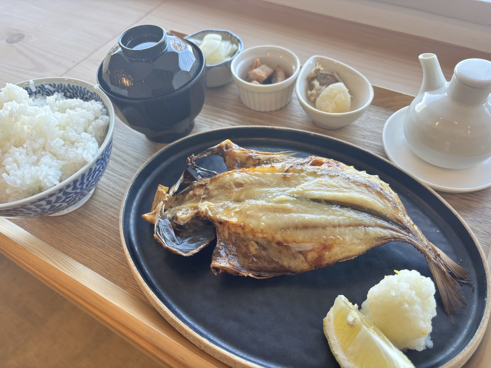 【季節の半会席料理 〜駿河湾〜】　旬の海の恵みをいただく伊豆旅 ＜2食付き＞