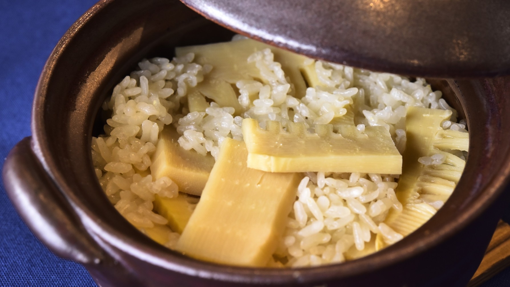 【季節の半会席料理 〜駿河湾〜】　旬の海の恵みをいただく伊豆旅 ＜2食付き＞