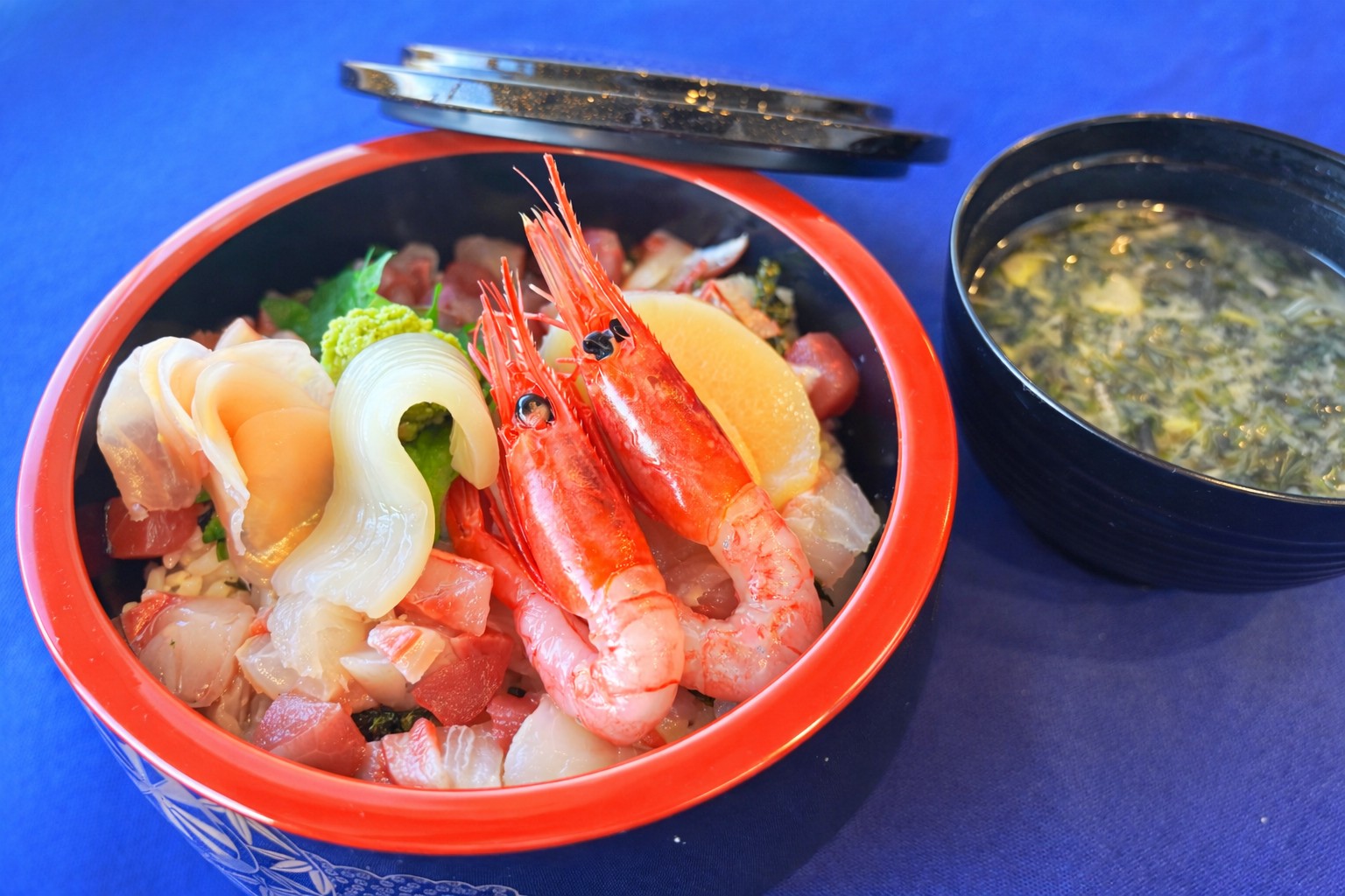 【ランチ】バラチラシ丼