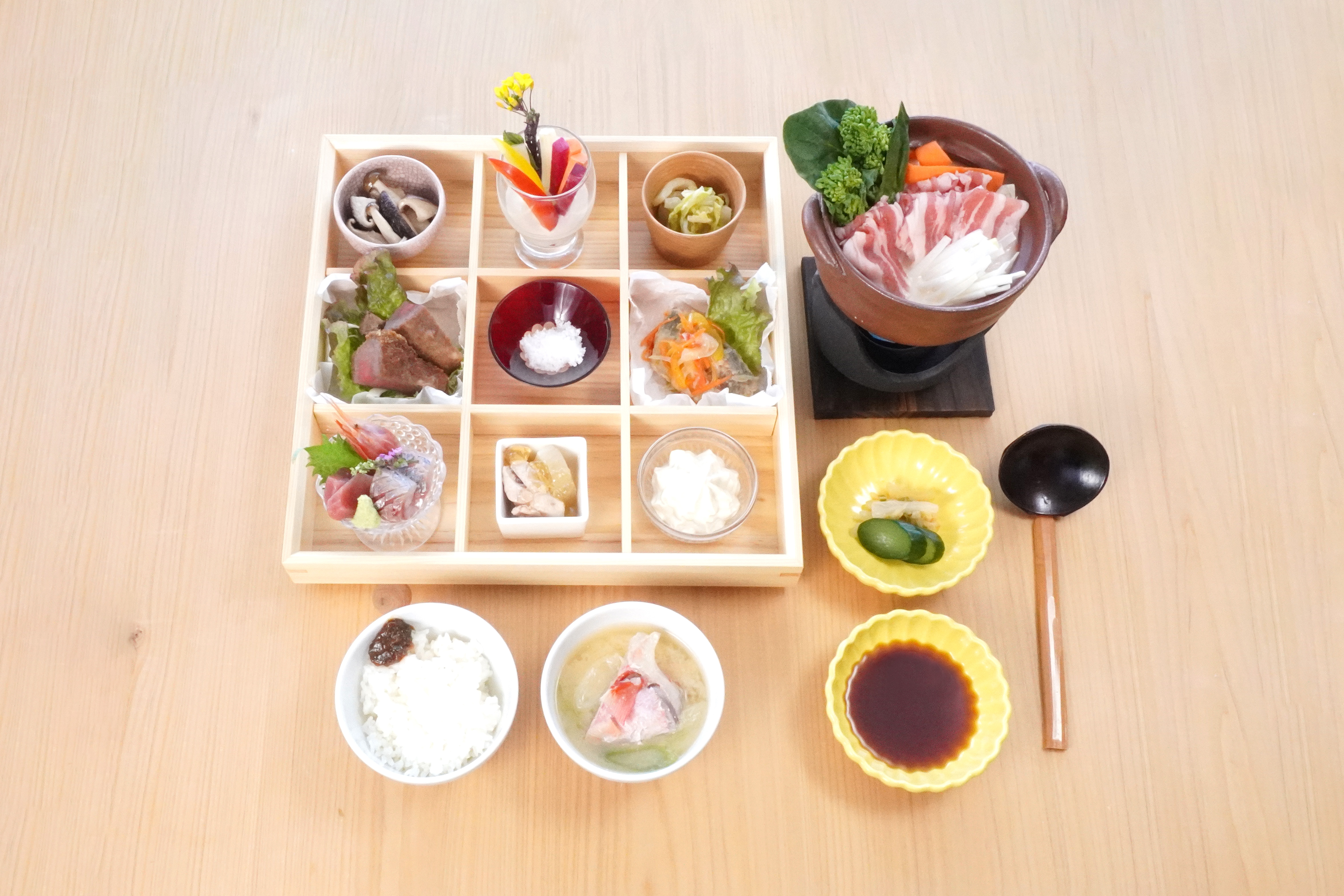 豚しゃぶ鍋と前菜