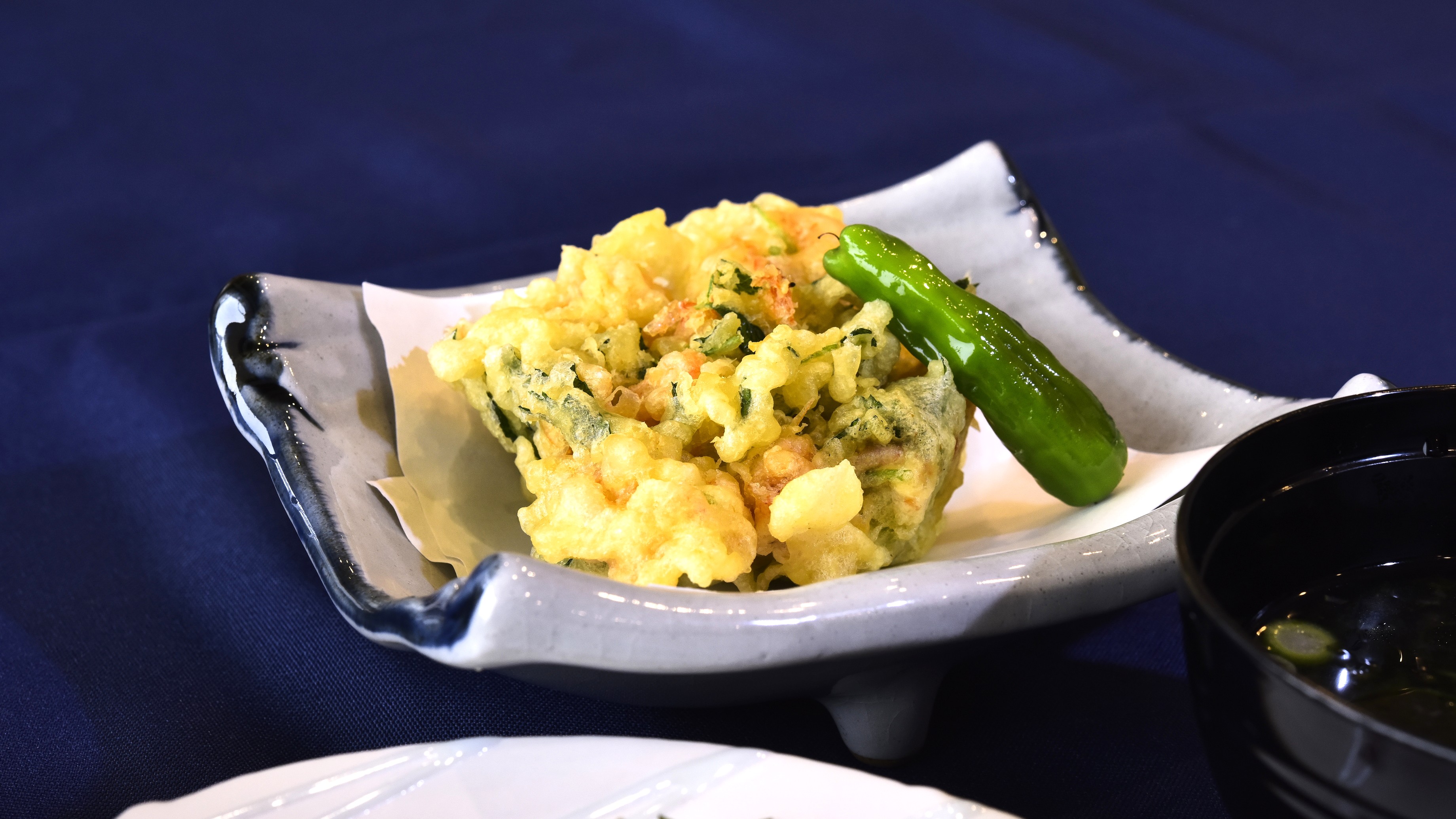 季節の半会席料理 ～駿河湾～　(お料理一例)