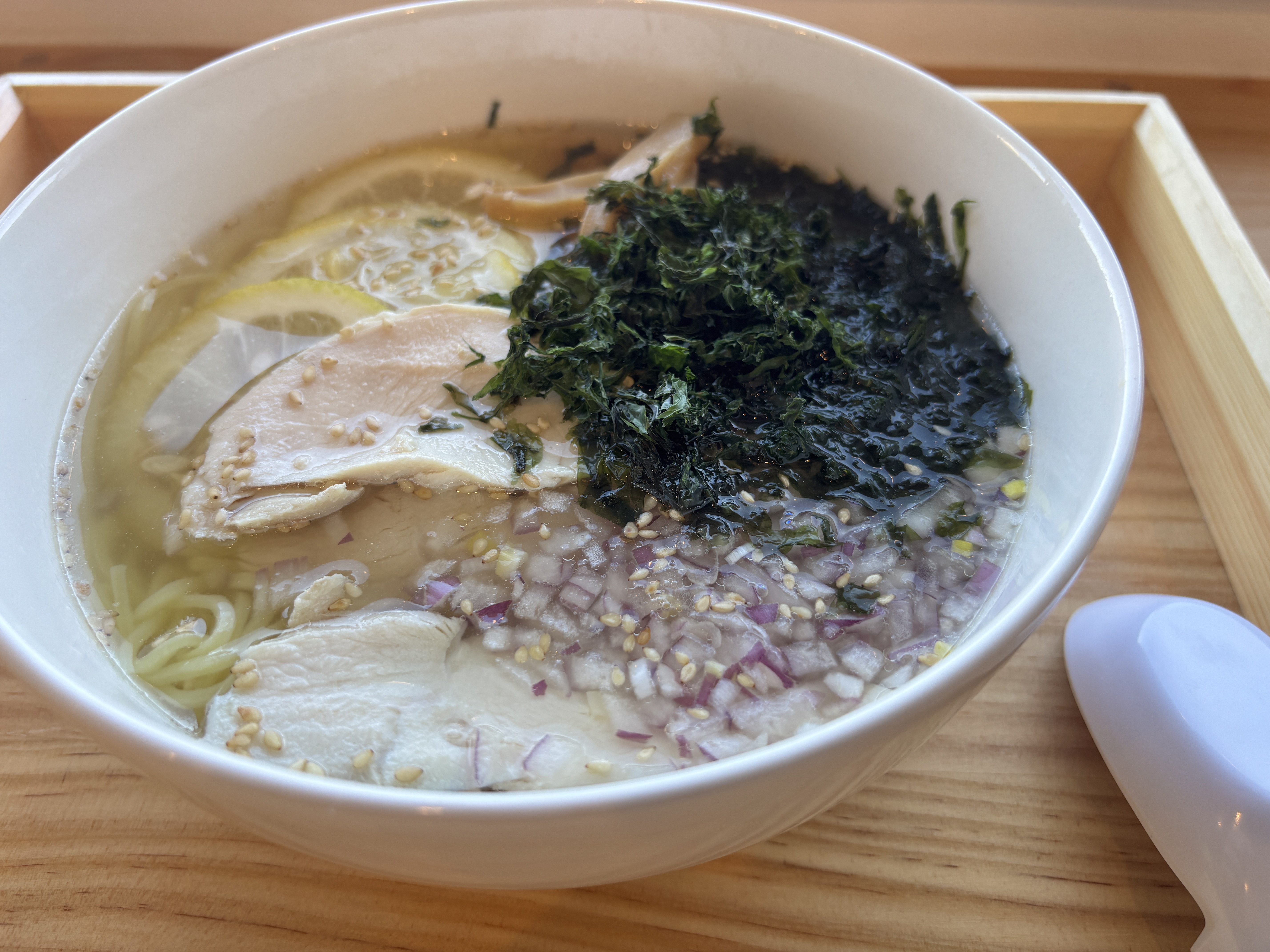 【ランチ】西浦レモンらーめん