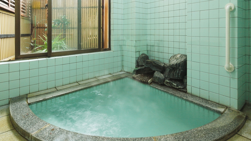 【夕食・お部屋食】【お気軽御膳】自家源泉の温もり感じる温泉旅。　お膳料理を味わうカジュアルスティ