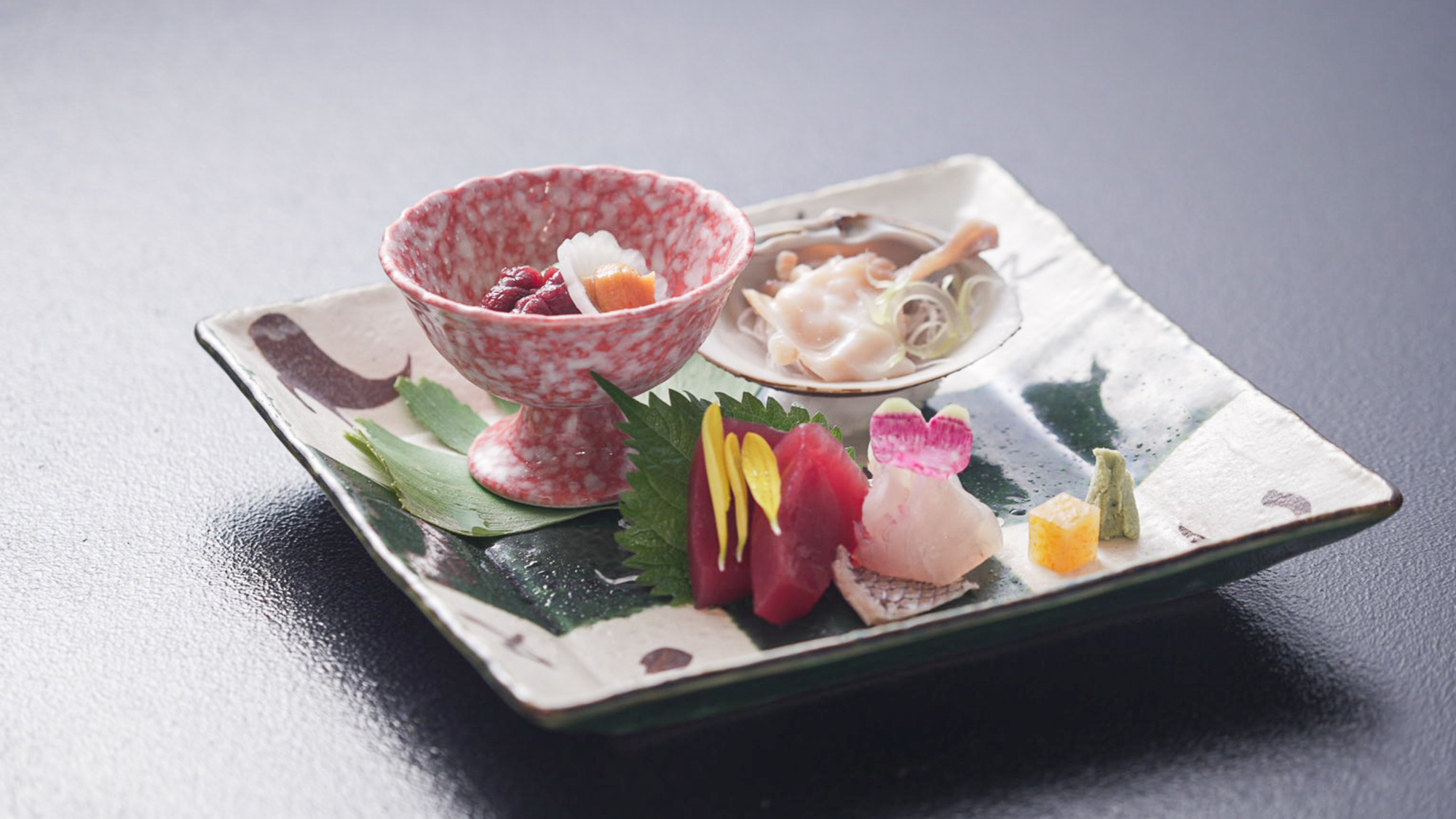 夕食一例　その時の良い素材を仕入れるこだわりのお造り(一例)