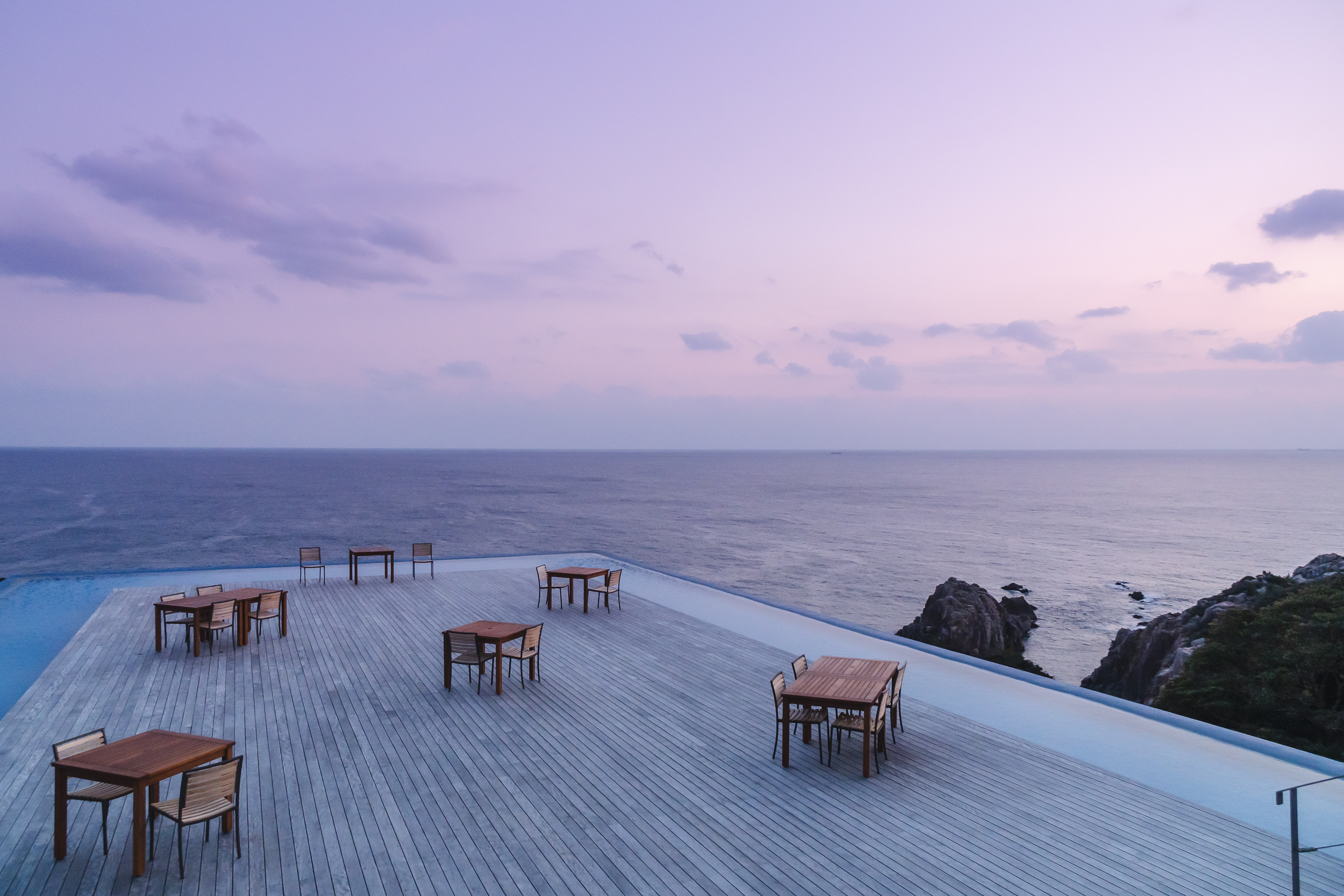 Azzurrissimoデッキ（夕暮れ）