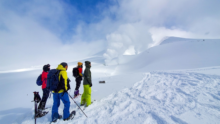 ・冬には富良野スキー場でスキーを楽しむことが出来ます
