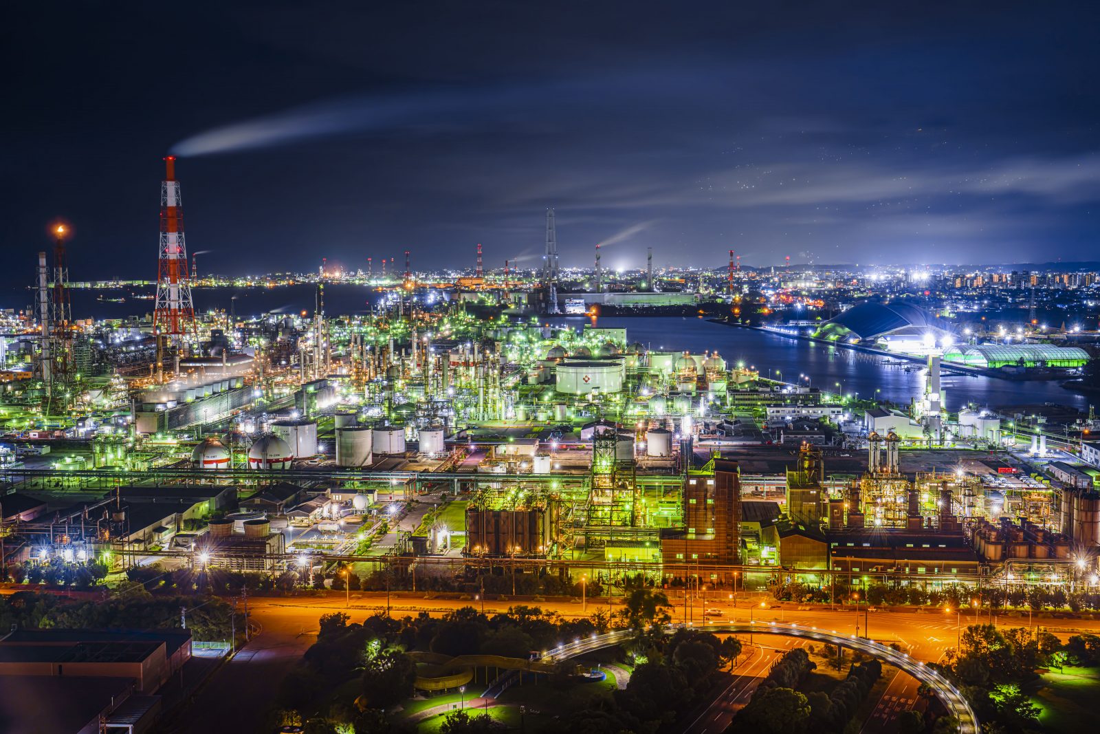 うみてらす１４からの眺める工場夜景