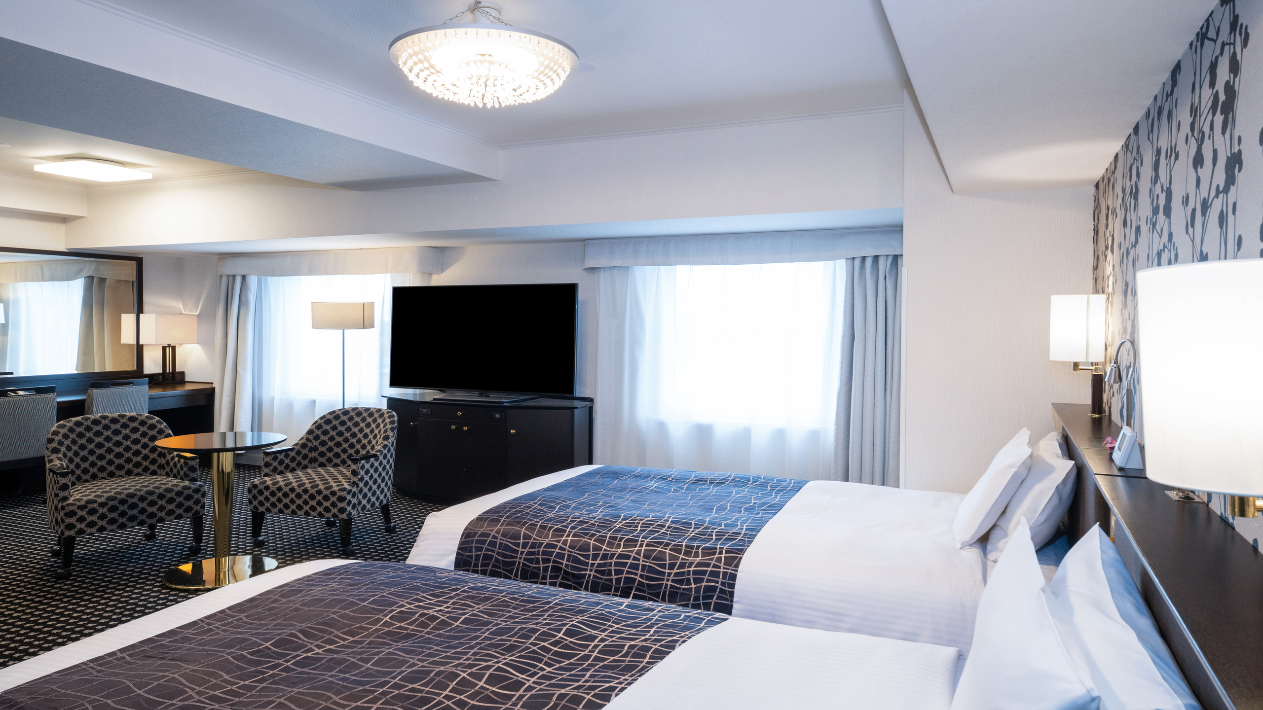 デラックスツインルーム（120cm&times;195cm&times;2台）