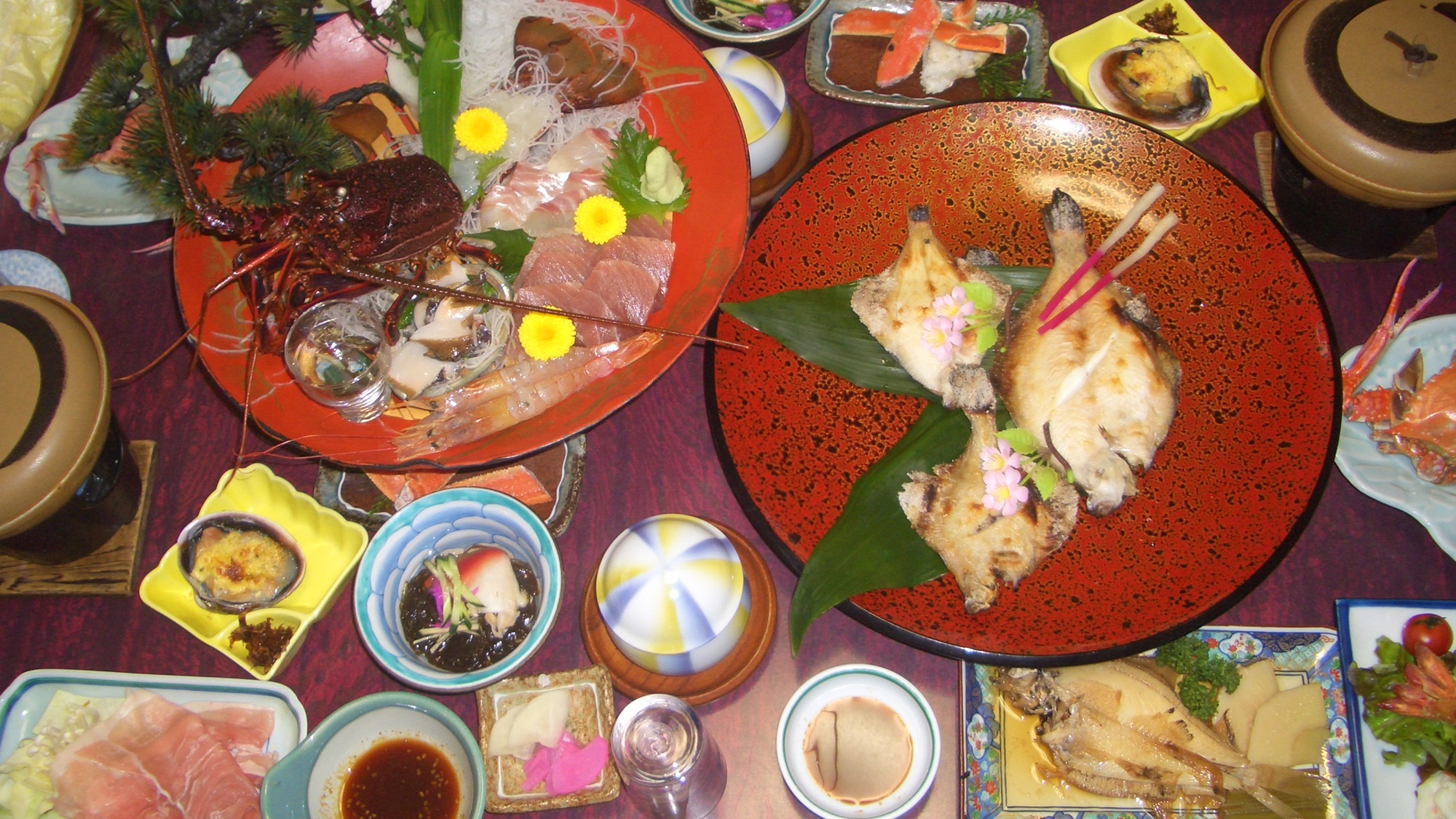 *【夕食一例】知多ならではの新鮮な魚介類をふんだんに！