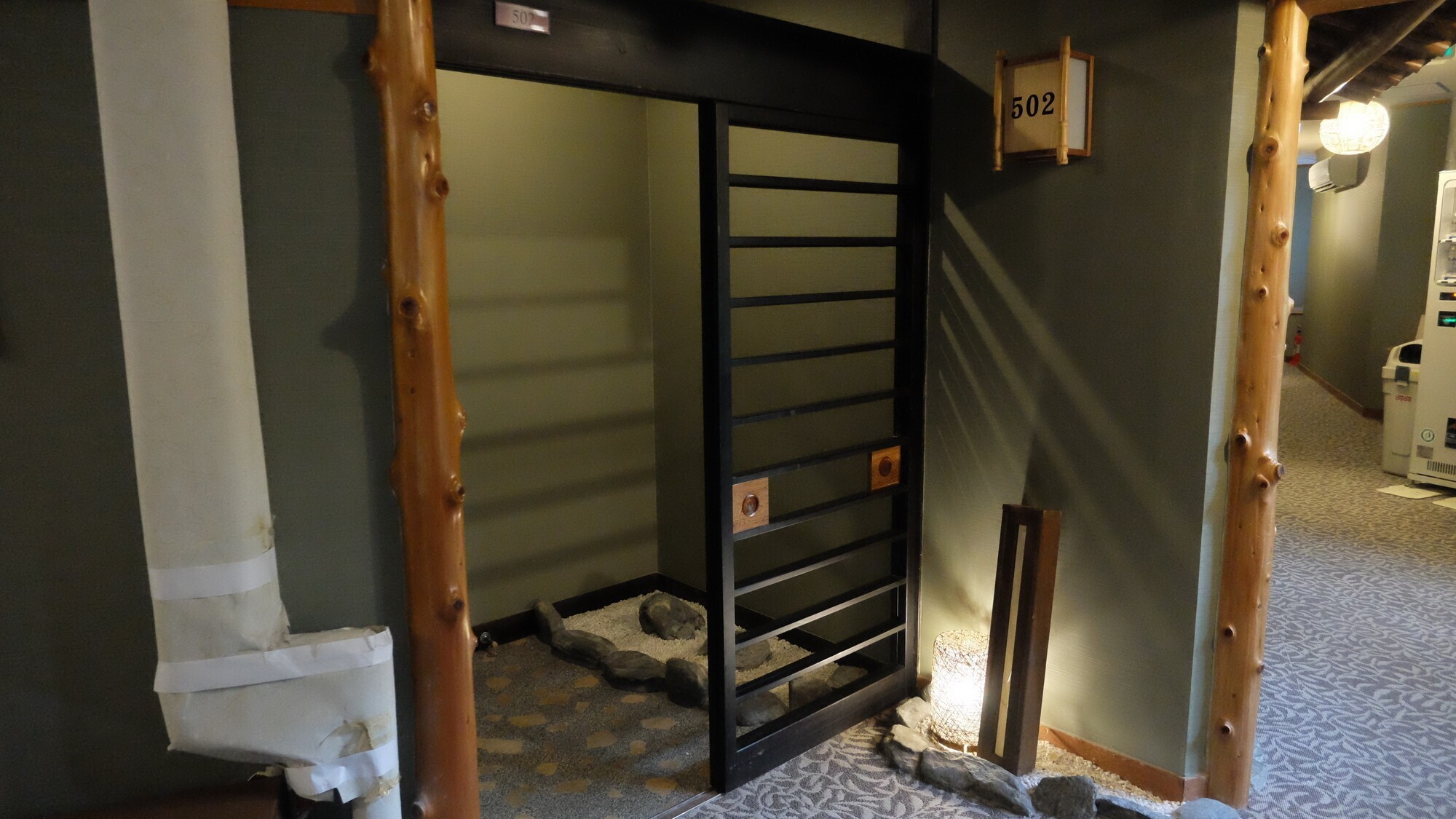 【館内】落ち着いた雰囲気のある空間