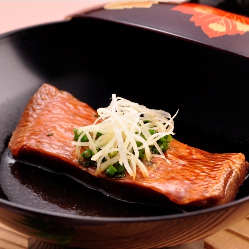 Cá mắt vàng luộc nguyên chất