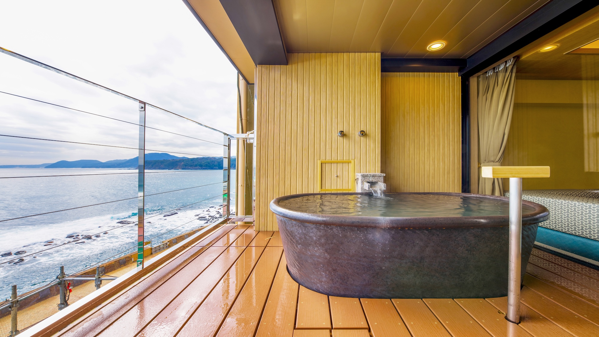 露天風呂付きエグゼクティブルームの露天風呂