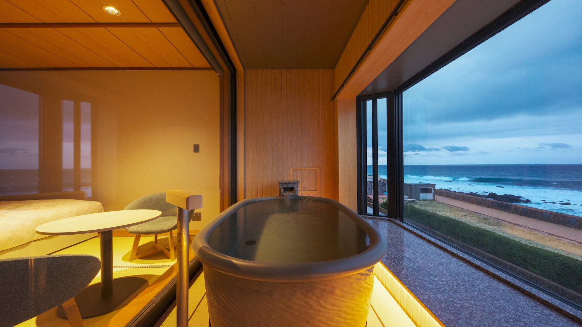 【オーシャンビュー】露天風呂付き和モダンベッドルーム34平米