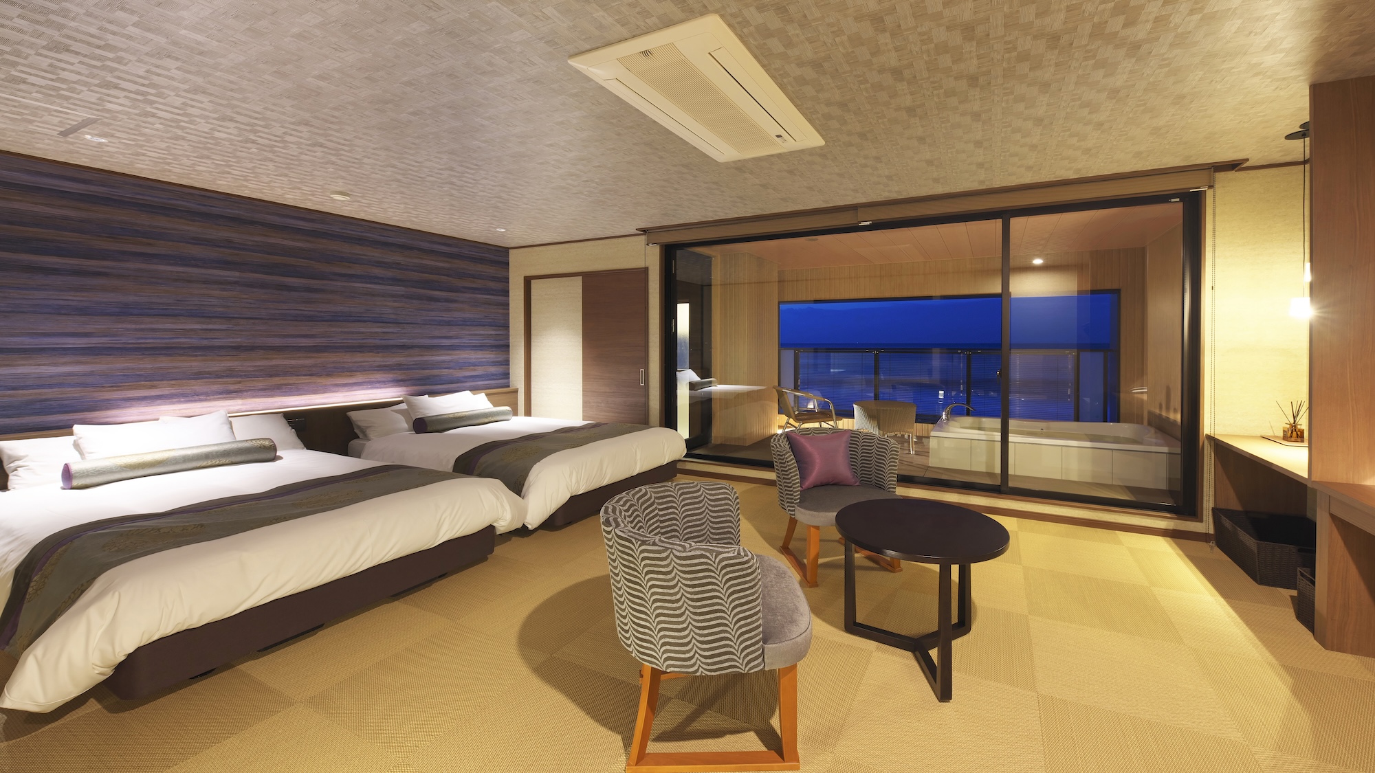 【波瑠加〜Haruka〜】43平米オーシャンビューの露天付客室