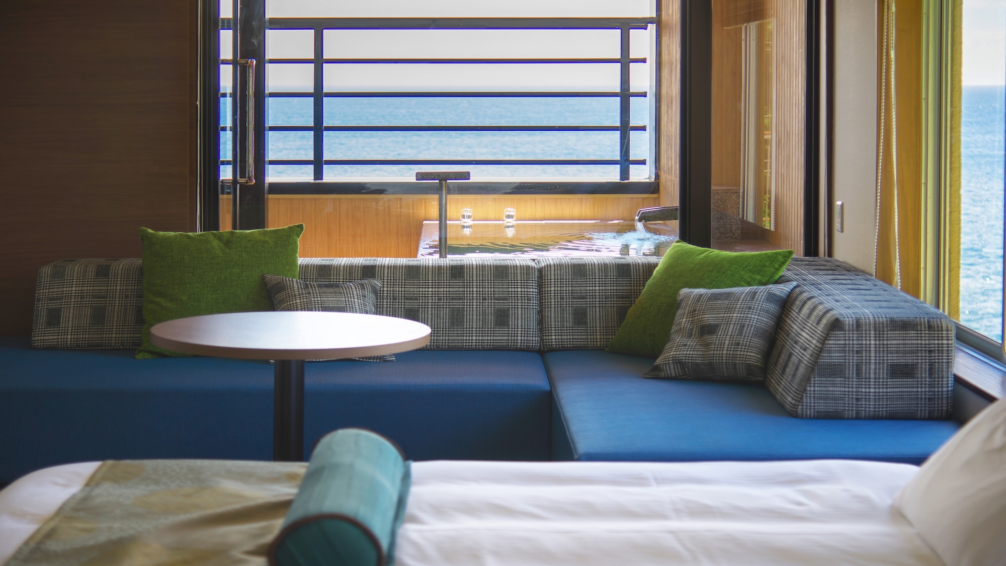 【オーシャンビュー】50平米露天風呂付特別室【～蒼～Aoi】