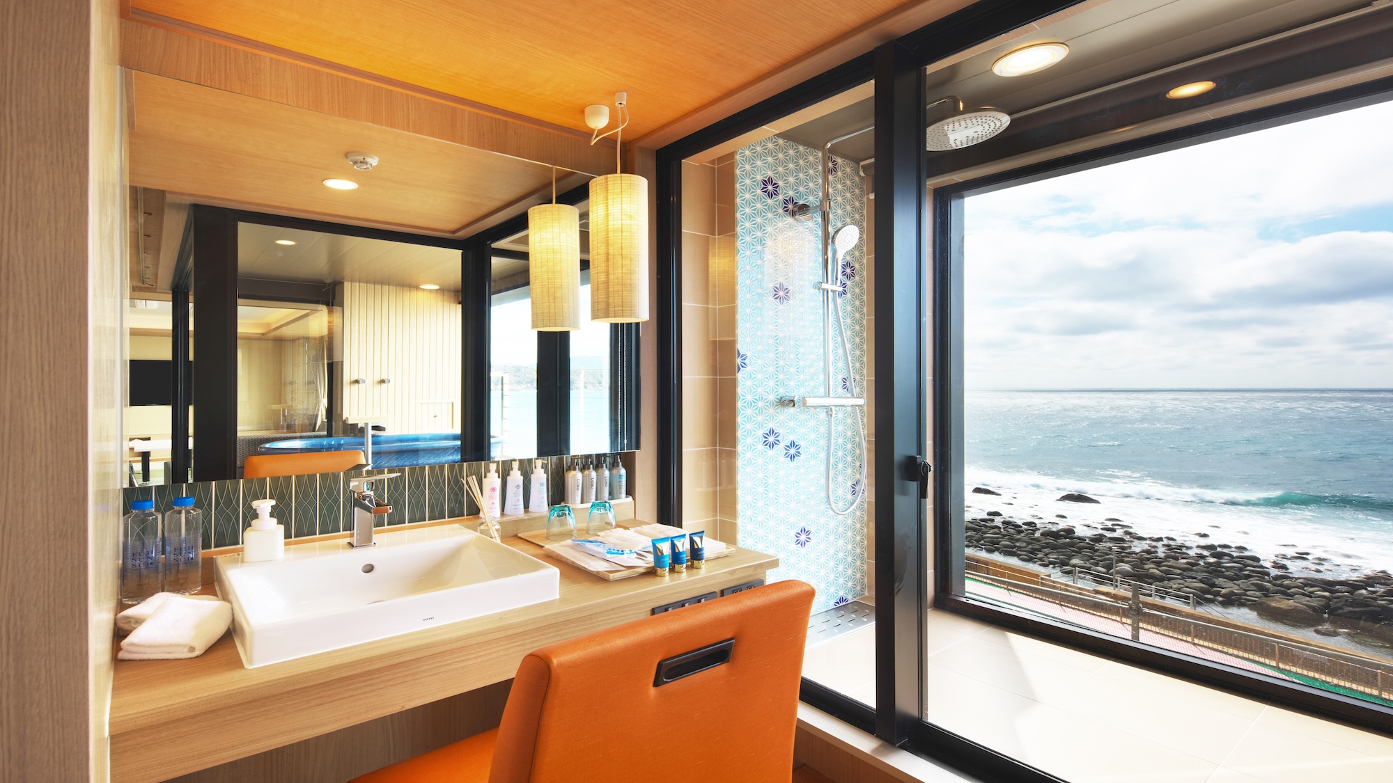 露天風呂付きスイートルームのパウダールーム