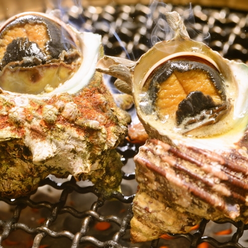 【夕食一例】石花海名物！漁師焼き”さざえ”