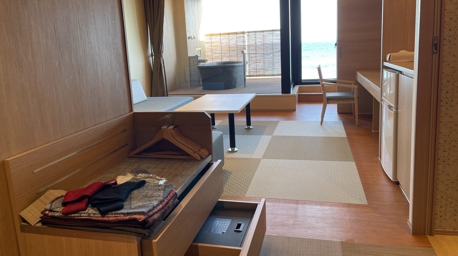 オーシャンビュー露天風呂付き和モダンデラックスルーム