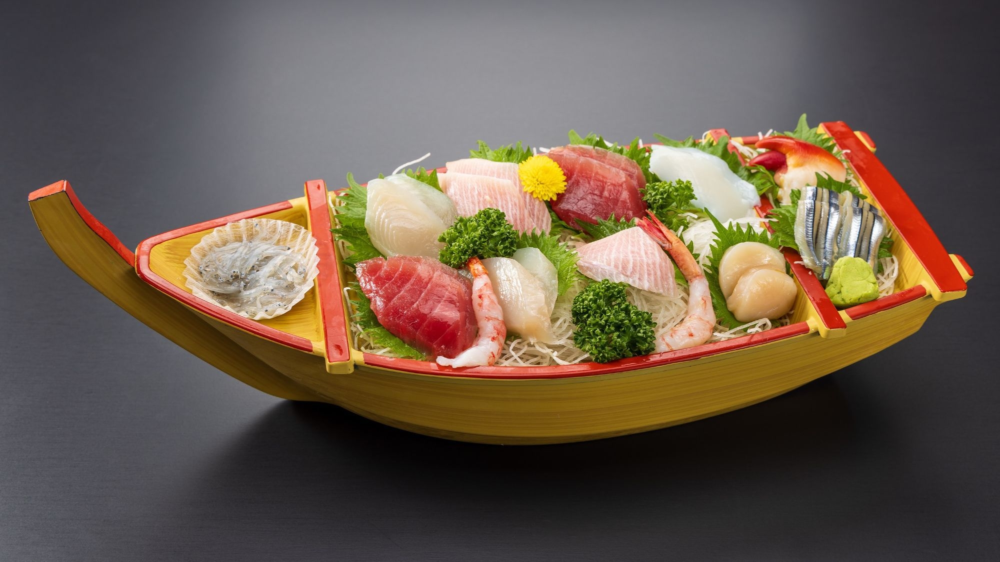 【舟盛付きグルメプラン】ワンランクアップのちょっぴり贅沢旅　海の幸を味わう　1泊2食プラン