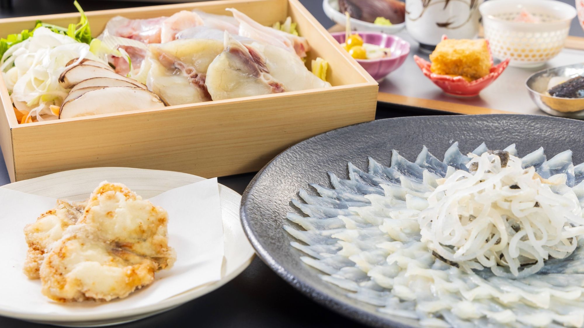 【季節限定】 下関酒井商店直送！ふぐ鍋・刺し・唐揚げのふぐ三昧 1泊2食付プラン
