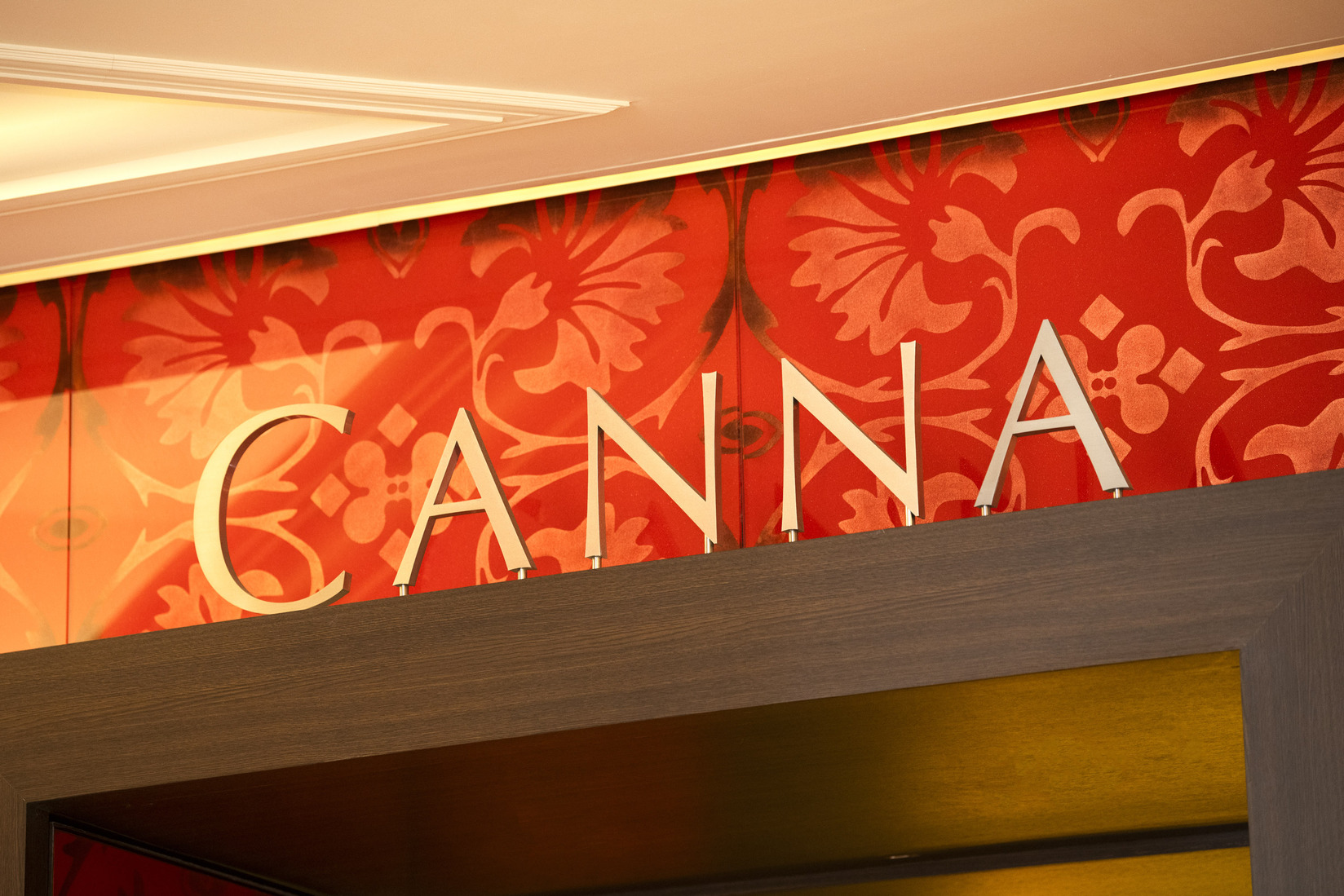 「カンナ」ランチコース（チェックイン翌日13:50）付き宿泊プラン