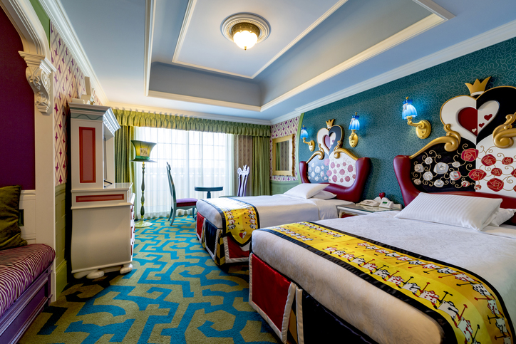 ディズニーふしぎの国のアリスルーム（3~8階）