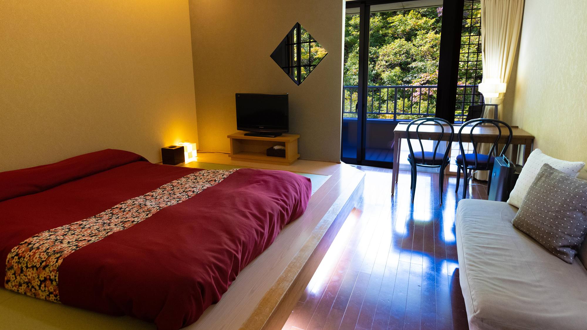 【客室一例】別館露天風呂付き客室(ダブル)&hellip;和風ベッド・シャワーブース完備、新スタイルの部屋。