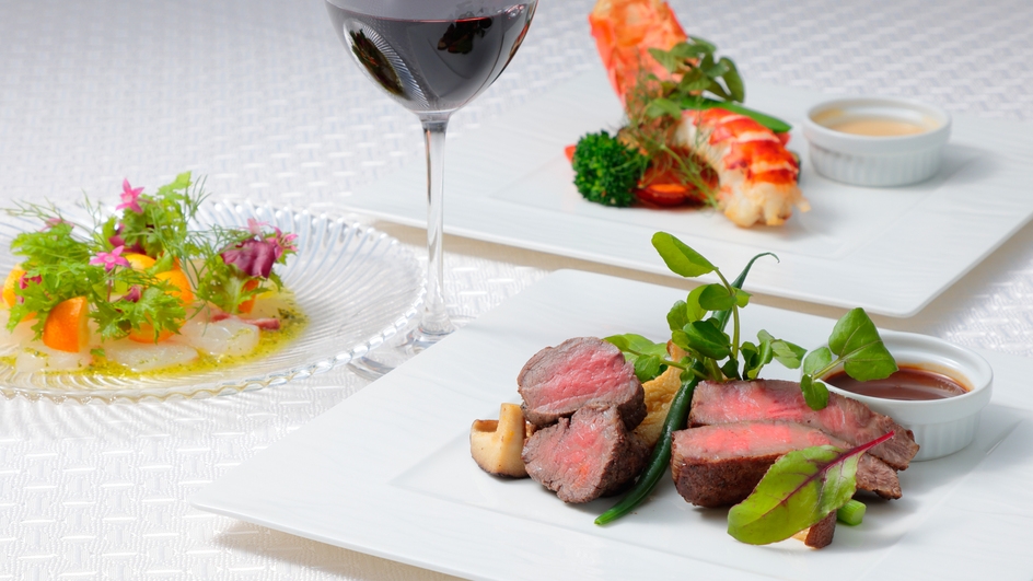 【2食付：ルームサービス】フランス料理◆長崎の美味と夜景をお部屋で楽しむ最上級おこもりステイ