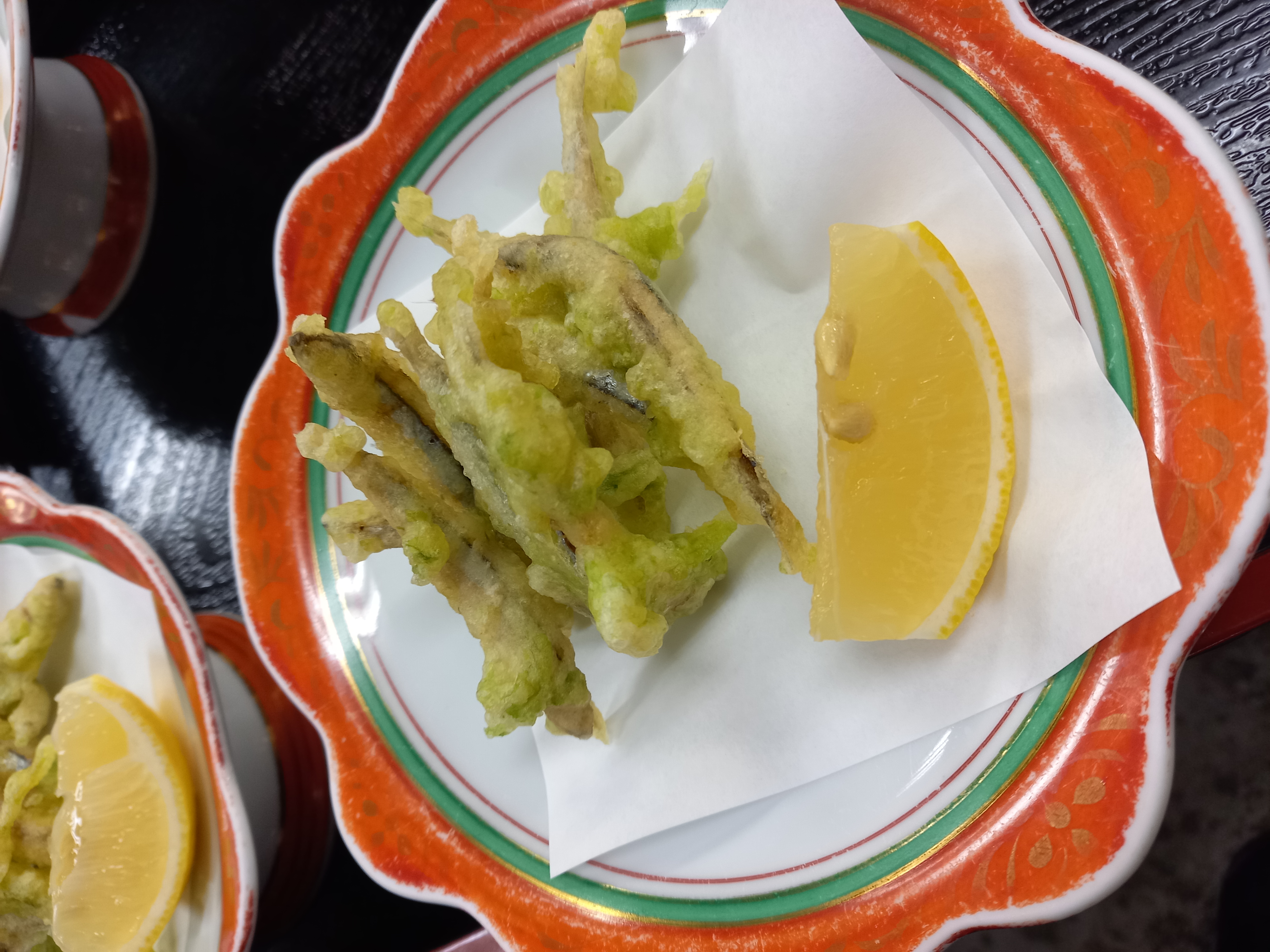 揚げ物　きみなご天ぷら