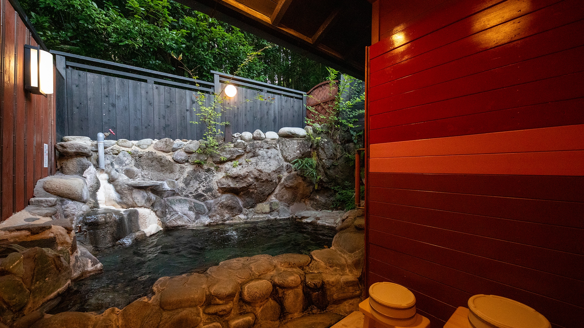 【ひぐらし】離れ客室_６畳＋４畳半_露天風呂付き　自分だけのリズムで楽しむ湯浴み　