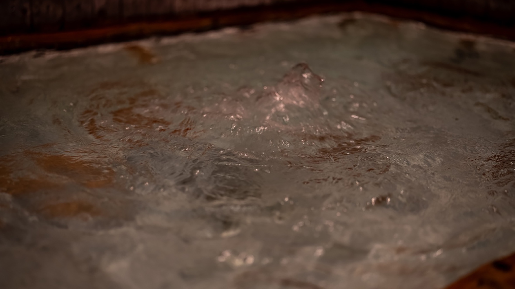 【家族露天風呂】天然温泉100%、温泉掛け流し